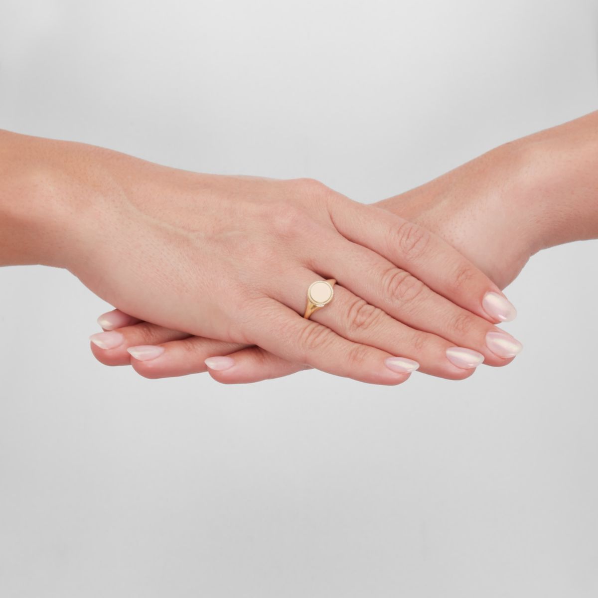 14K Yellow Gold Round Signet Ring