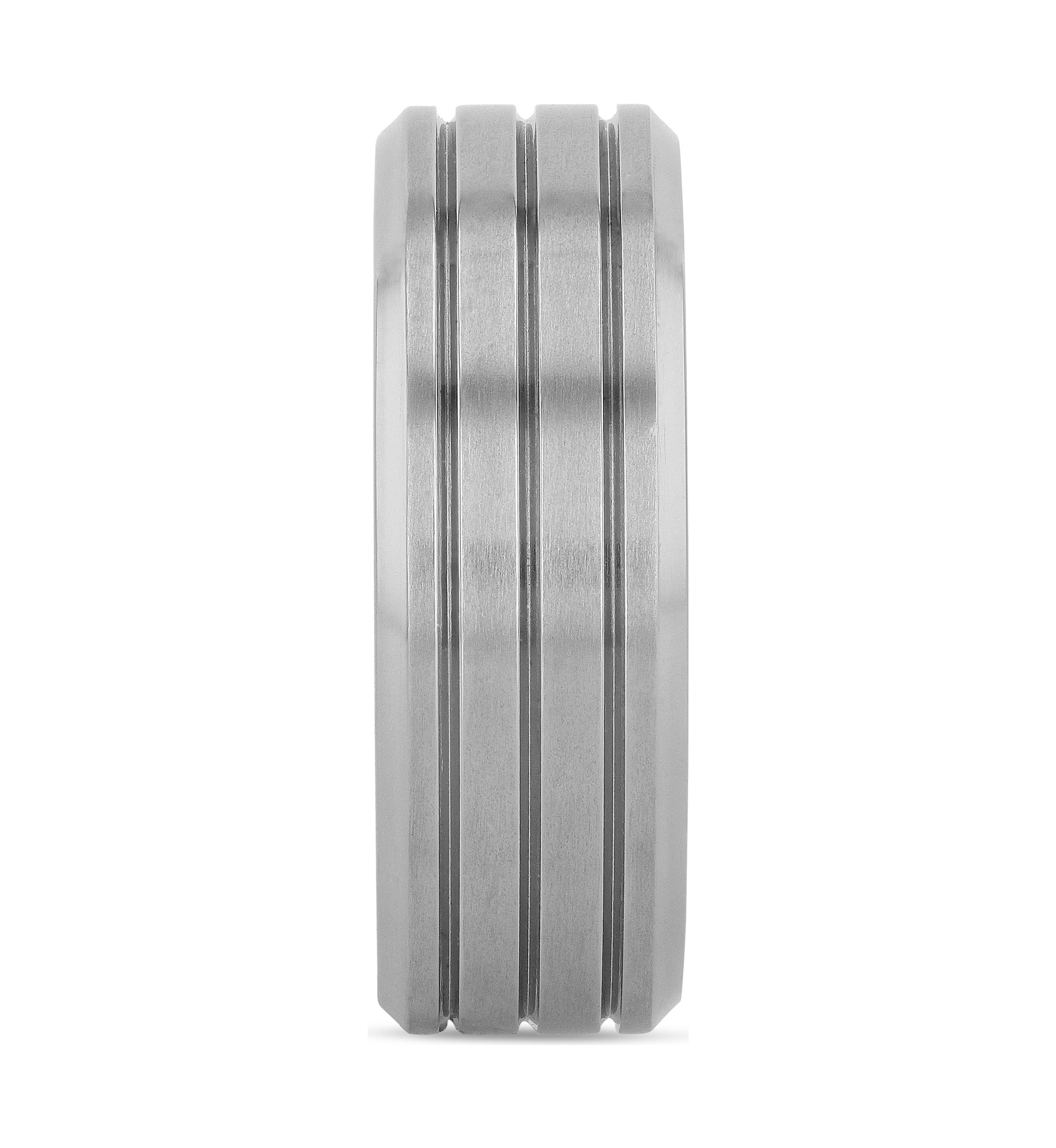 Triple Grooved Lightweight Band in Titanium
