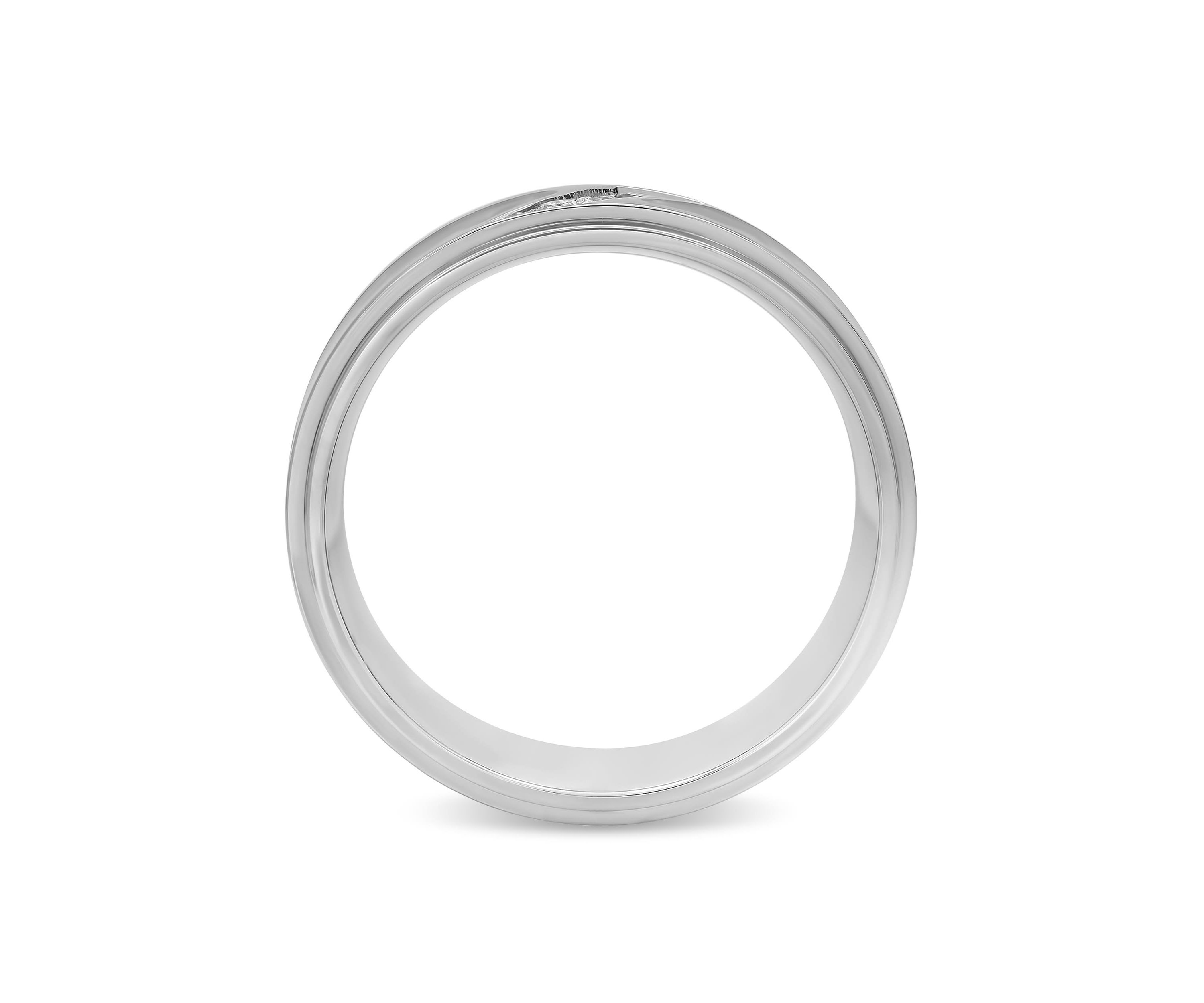 0.10 c.t. Diamond Carbon Fiber Inlay 6mm Step Edge Band in Stainless Steel