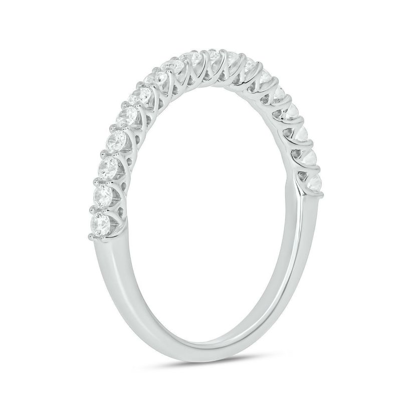 1/3 ct. t.w. Diamond Anniversary Band in 10K Gold