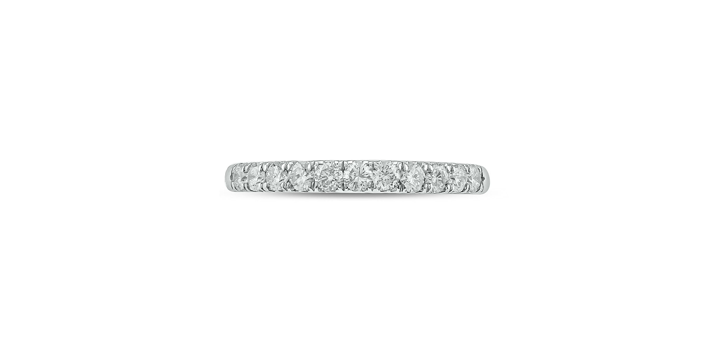 1/2 ct. t.w. Diamond Anniversary Band in 14K Gold