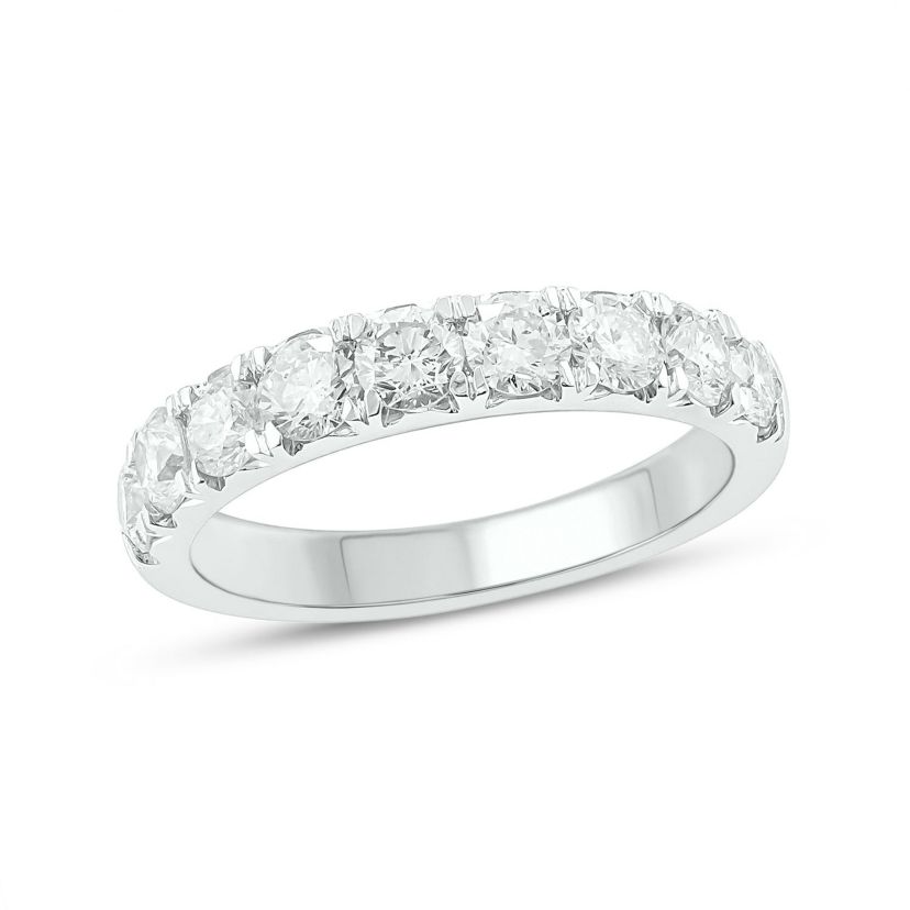 3/4 ct. t.w. Diamond Anniversary Band in 14K Gold