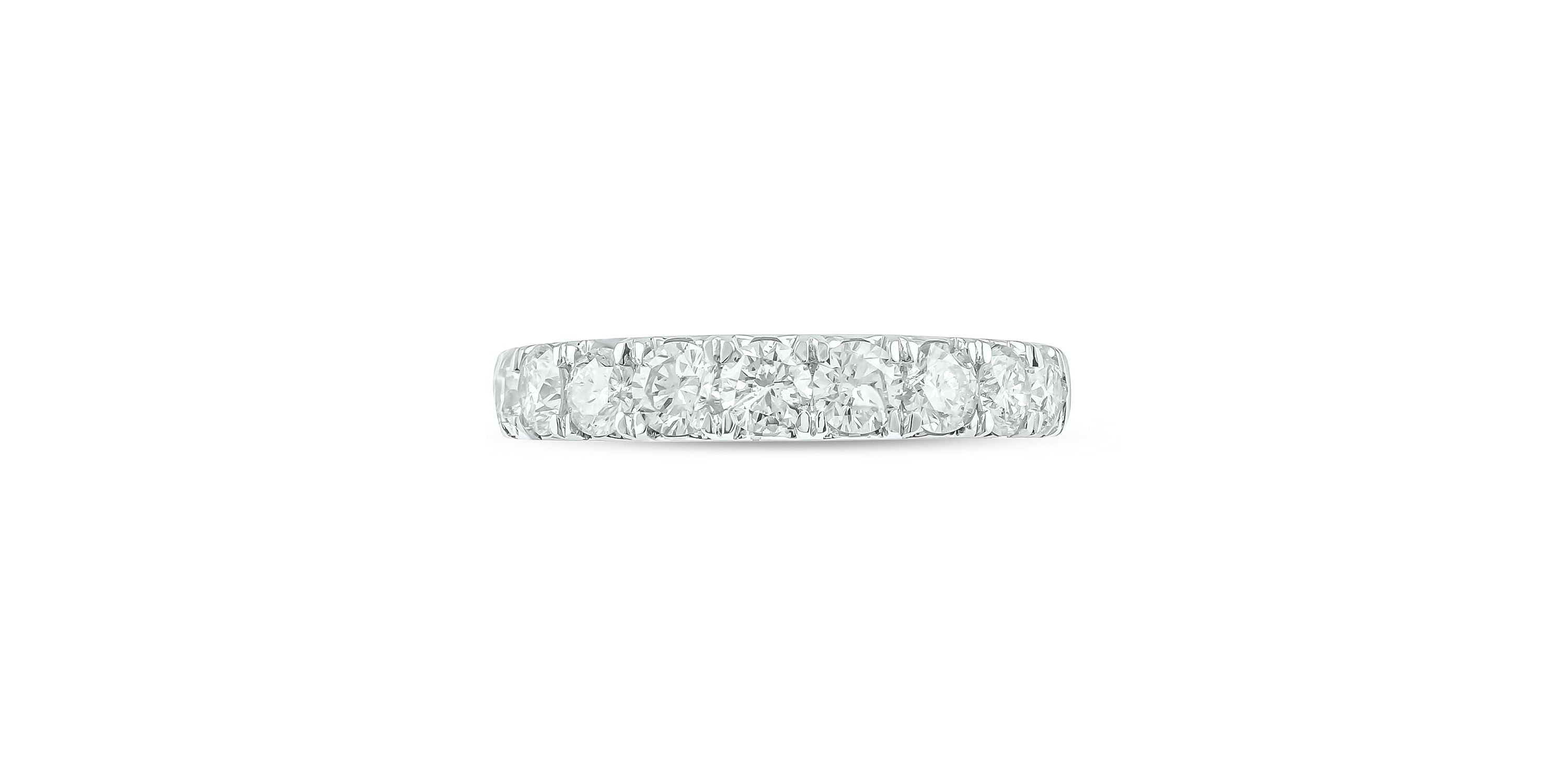 3/4 ct. t.w. Diamond Anniversary Band in 14K Gold