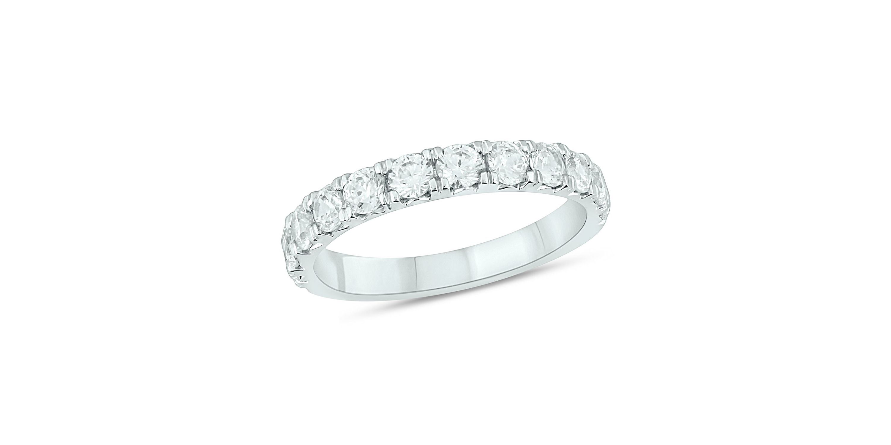 3/4 ct. t.w. Diamond Anniversary Band in 14K Gold