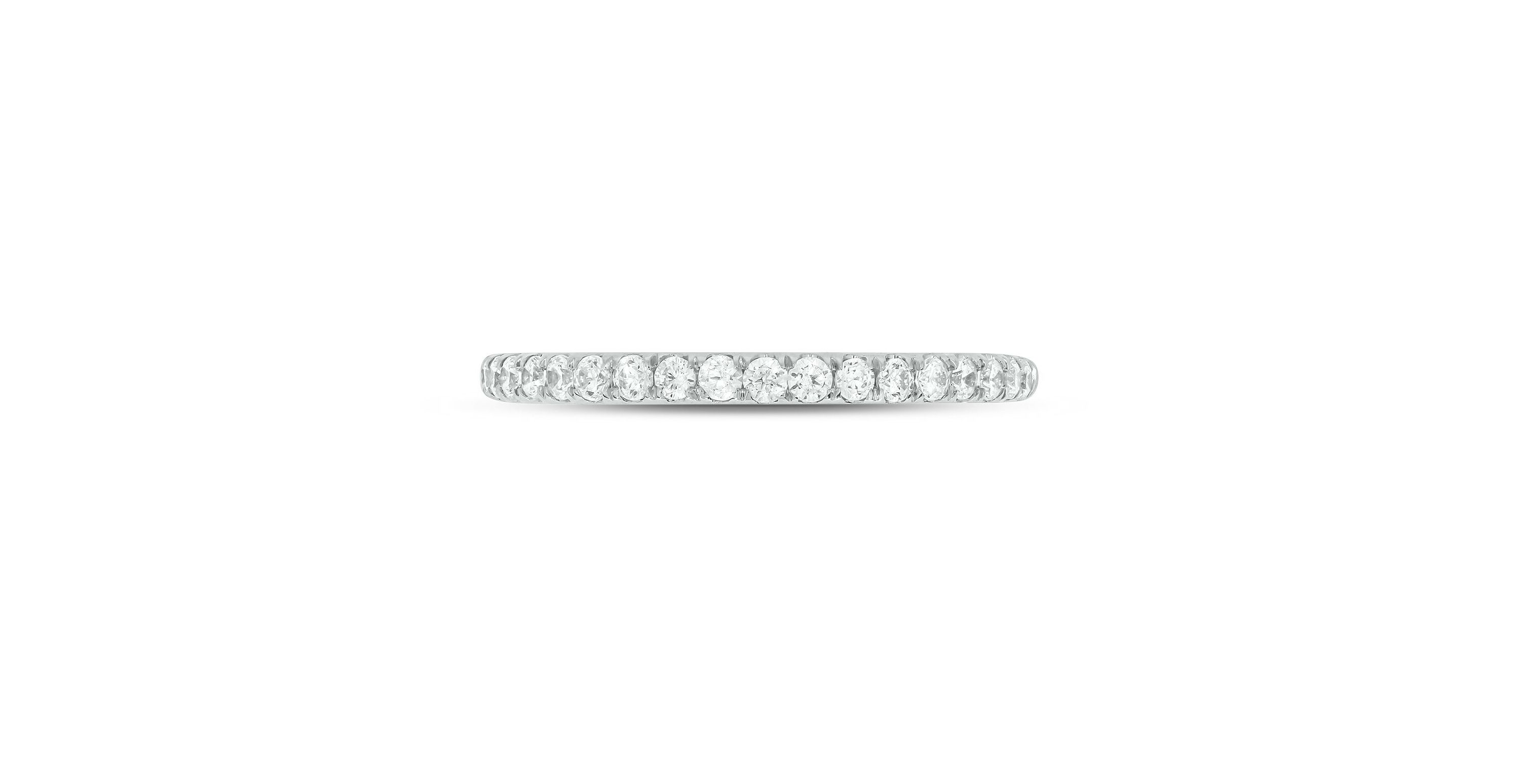 1/3 ct. t.w. Diamond Anniversary Band in 14K Gold