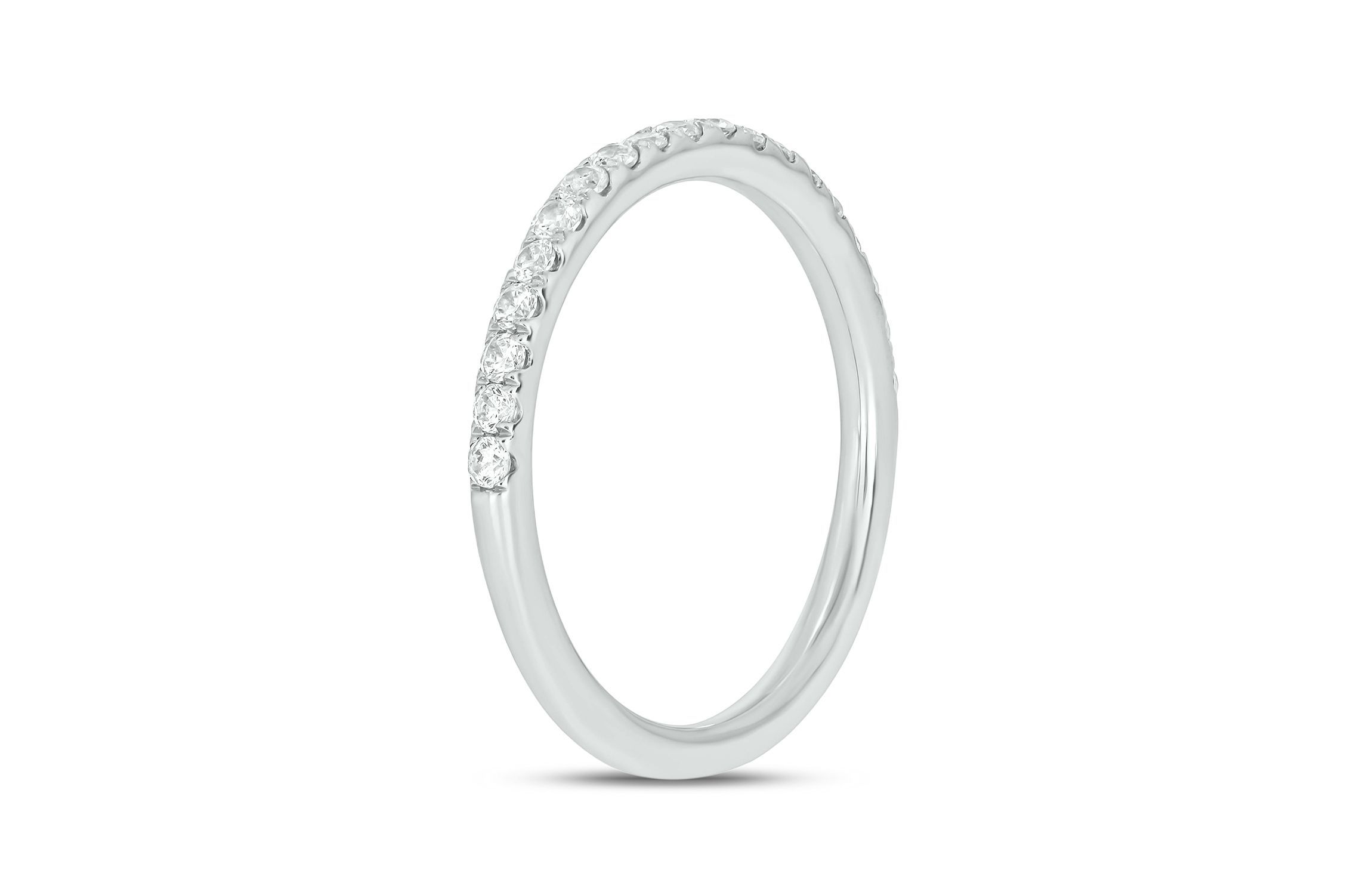 1/3 ct. t.w. Diamond Anniversary Band in 14K Gold