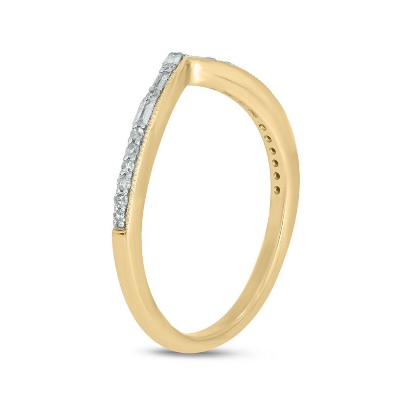 1/6 ct. t.w. Diamond Anniversary Band in 10K Gold