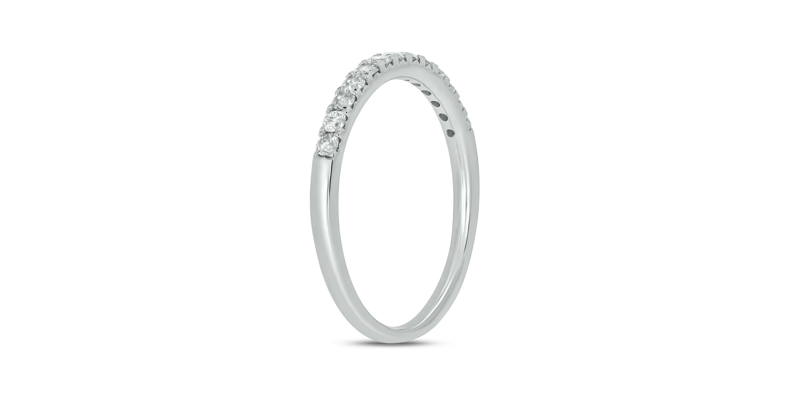 1/3 ct. t.w. Diamond Anniversary Band in 14K Rose Gold