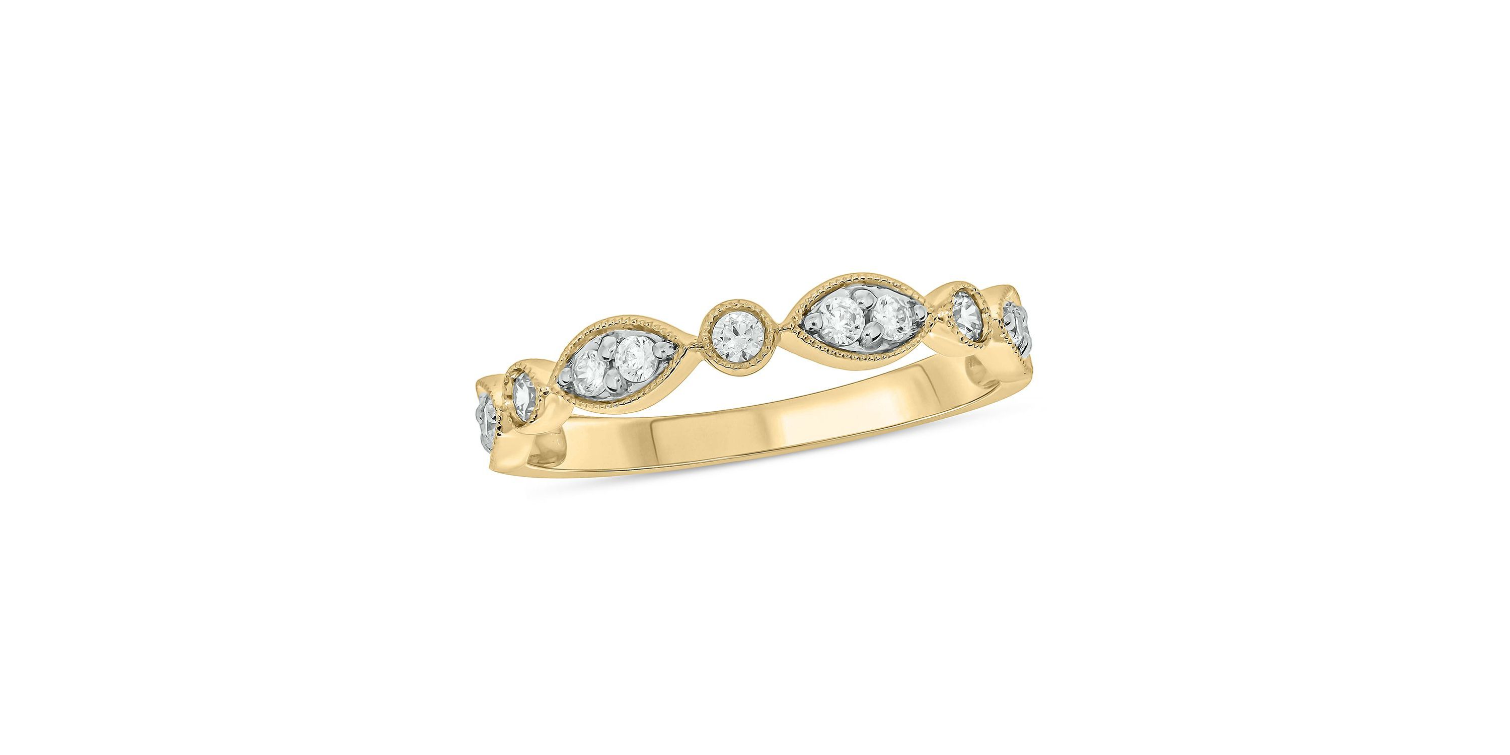 1/4 ct. t.w. Diamond Anniversary Band in 10K Gold