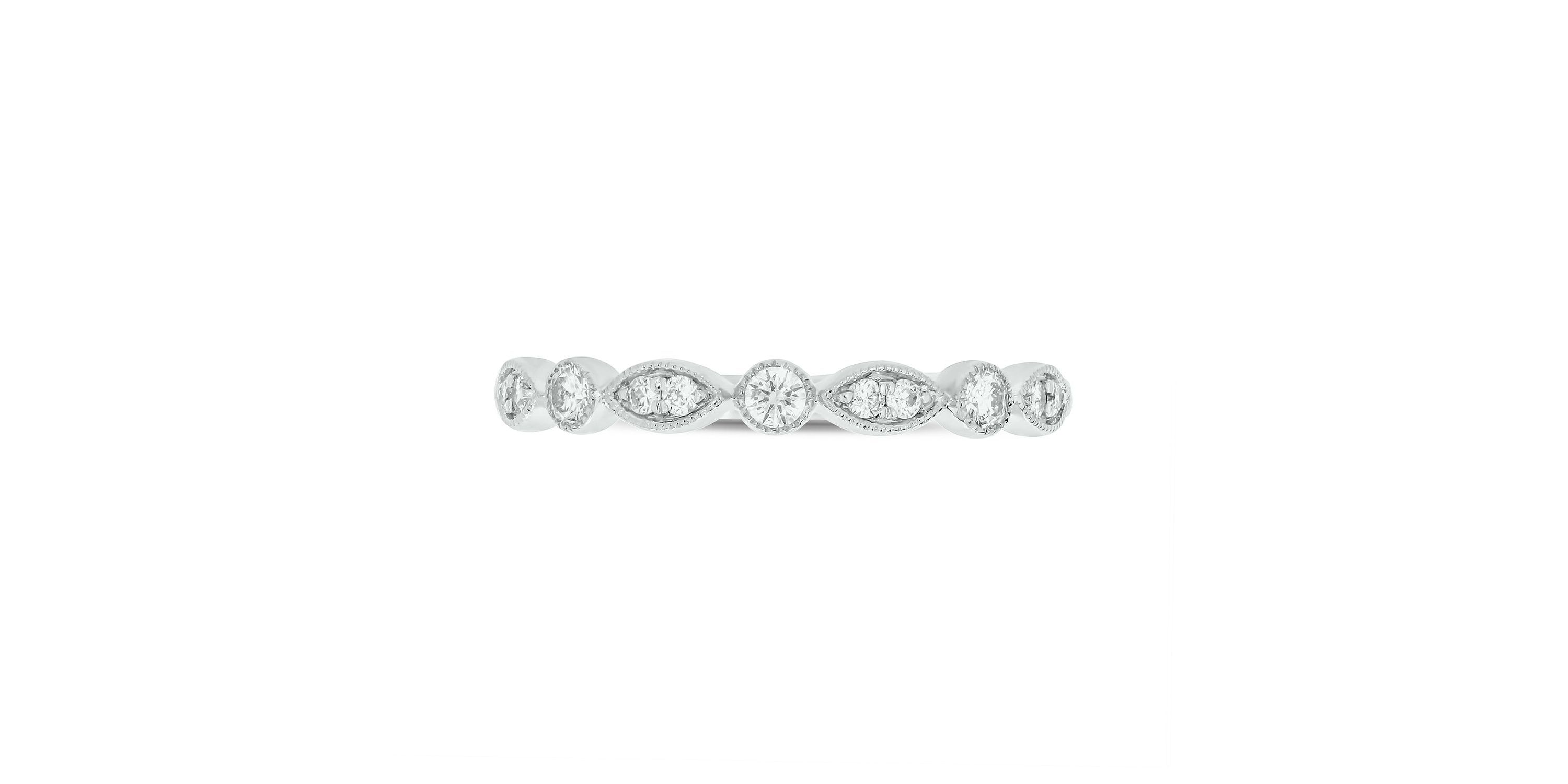 1/5 ct. t.w. Diamond Anniversary Band in 10K Gold