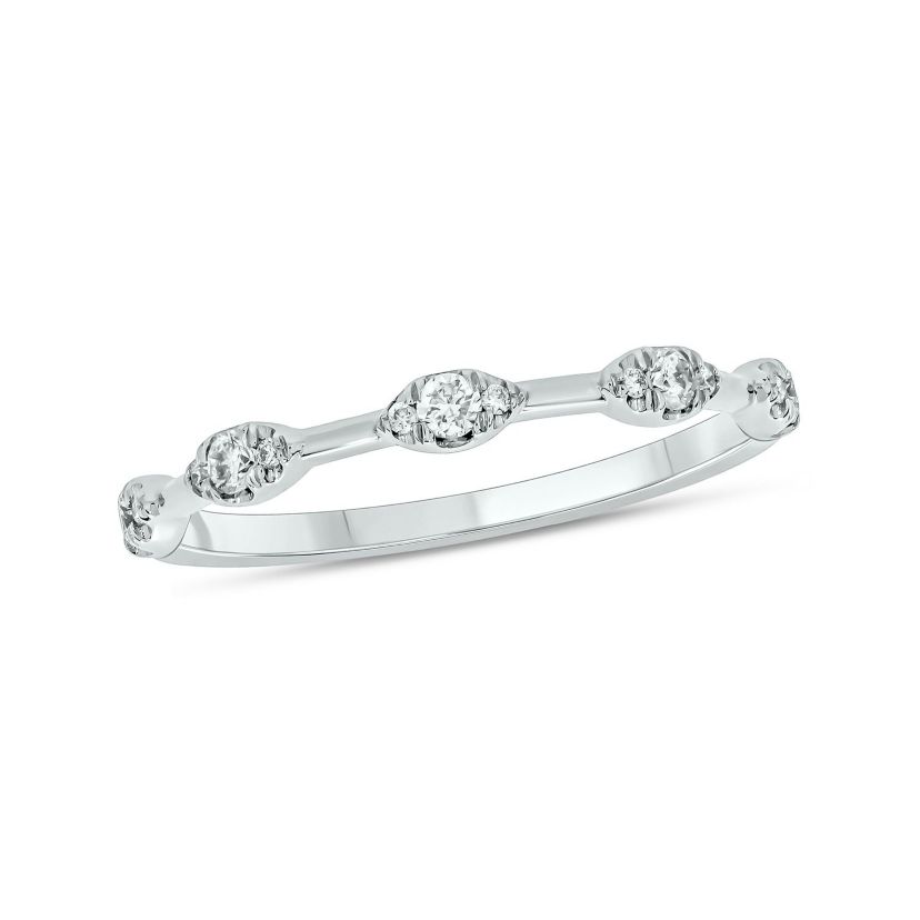1/6 ct. t.w. Diamond Anniversary Band in 10K Gold