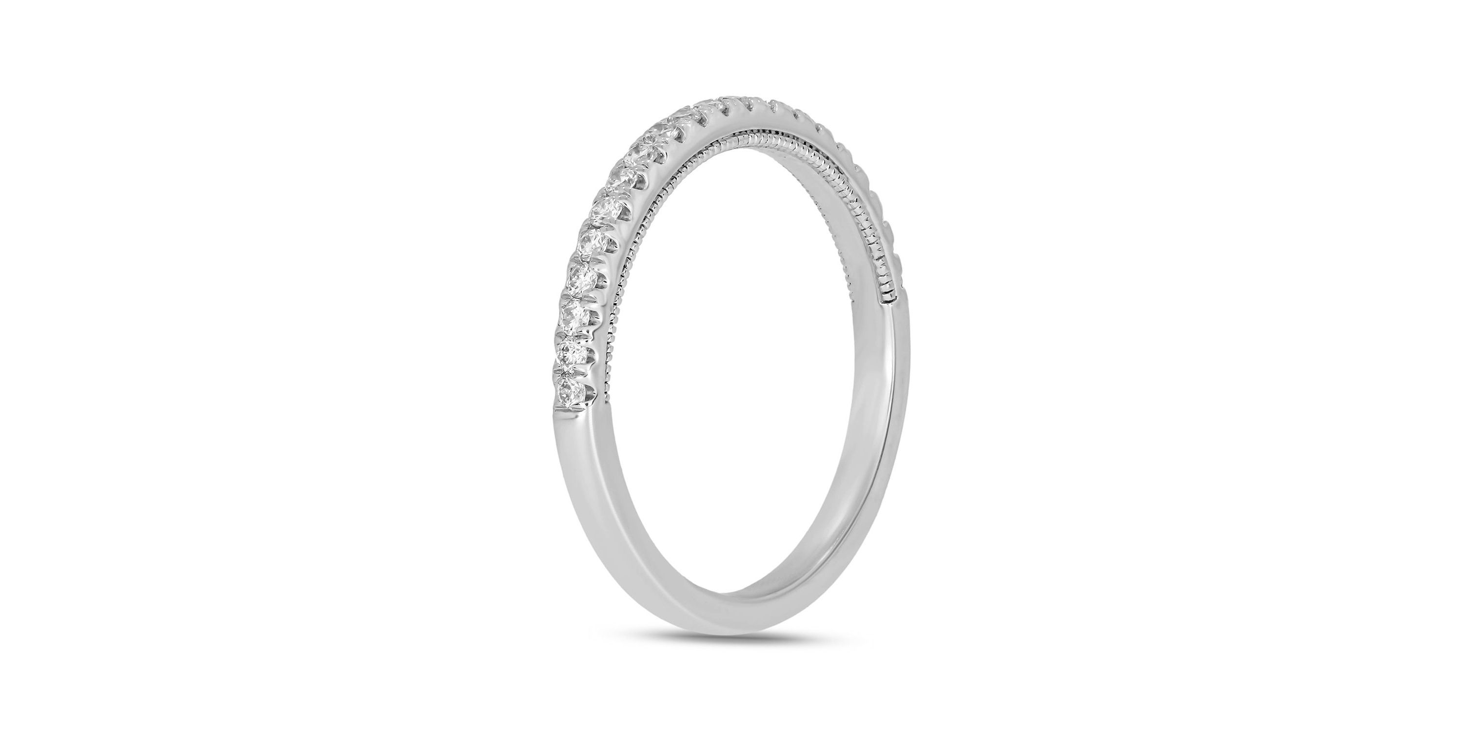 1/4 ct. t.w. Diamond Anniversary Band in 10K Gold