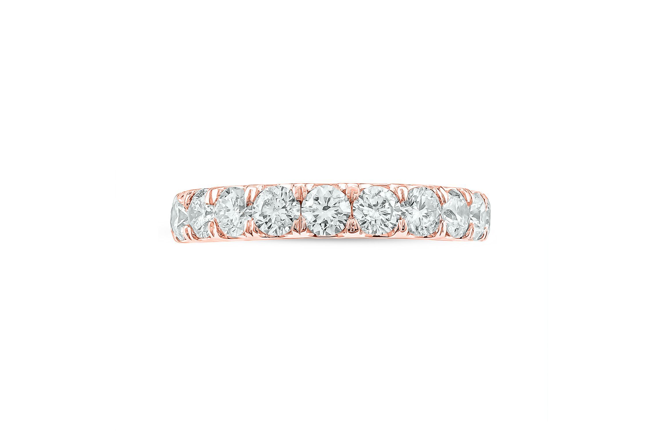 3/4 ct. t.w. Diamond Anniversary Band in 14K Gold