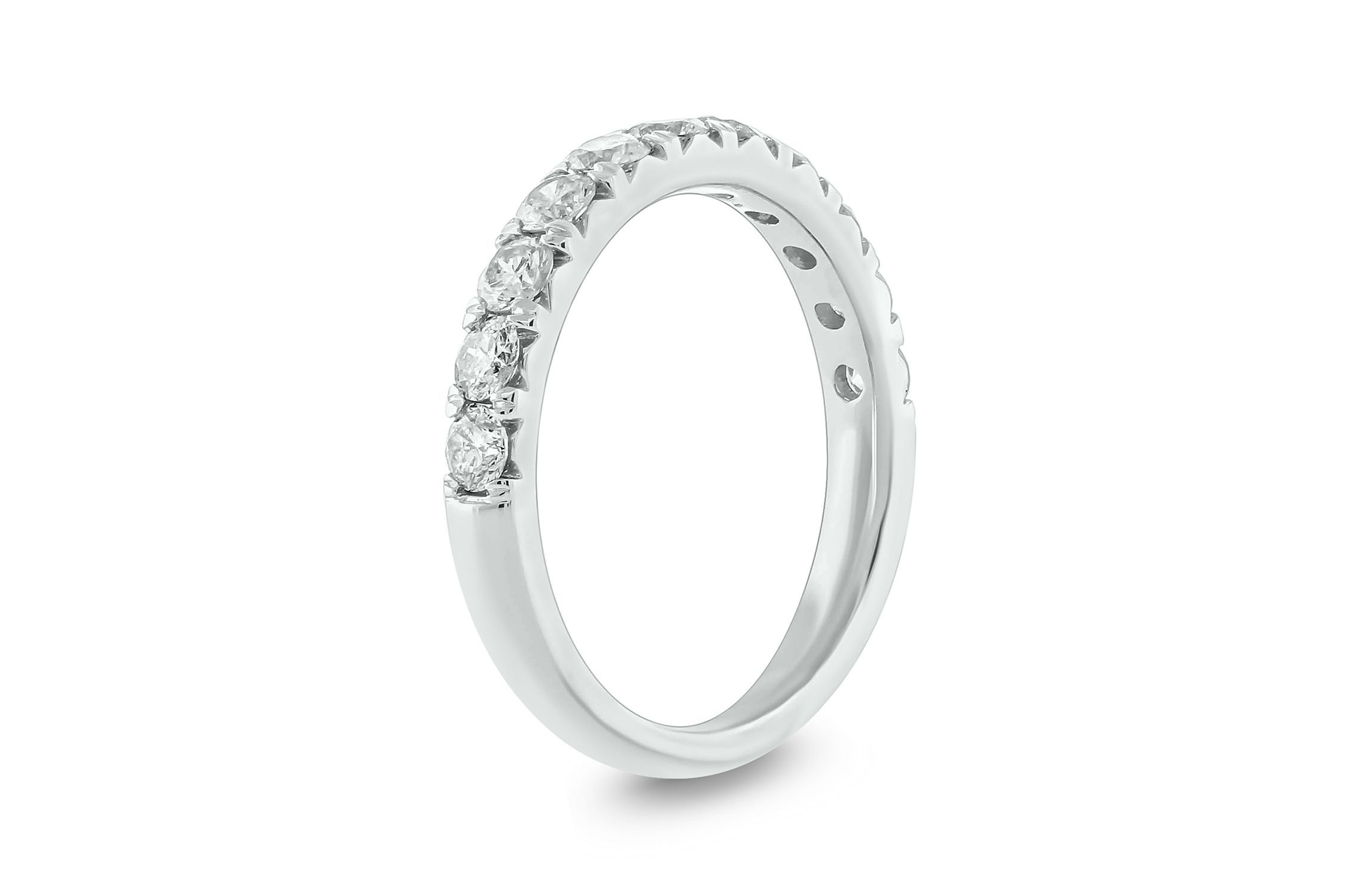 3/4 ct. t.w. Diamond Anniversary Band in 14K Gold