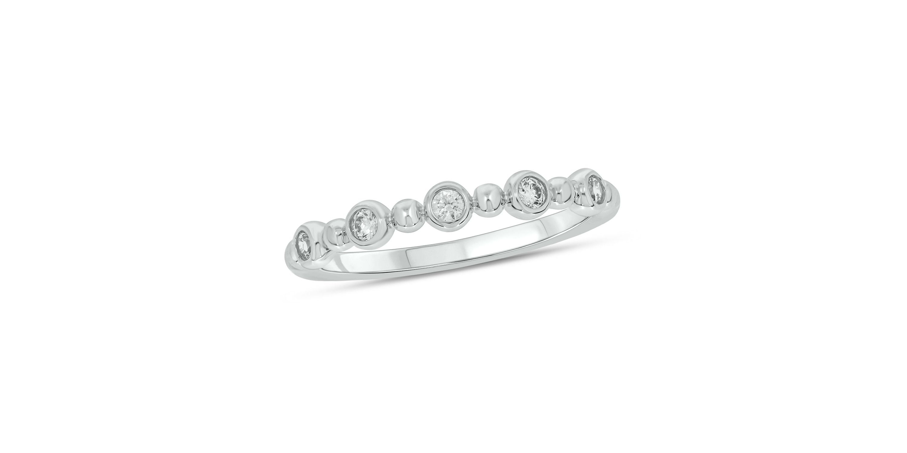 1/6 ct. t.w. Diamond Anniversary Band in 10K Gold