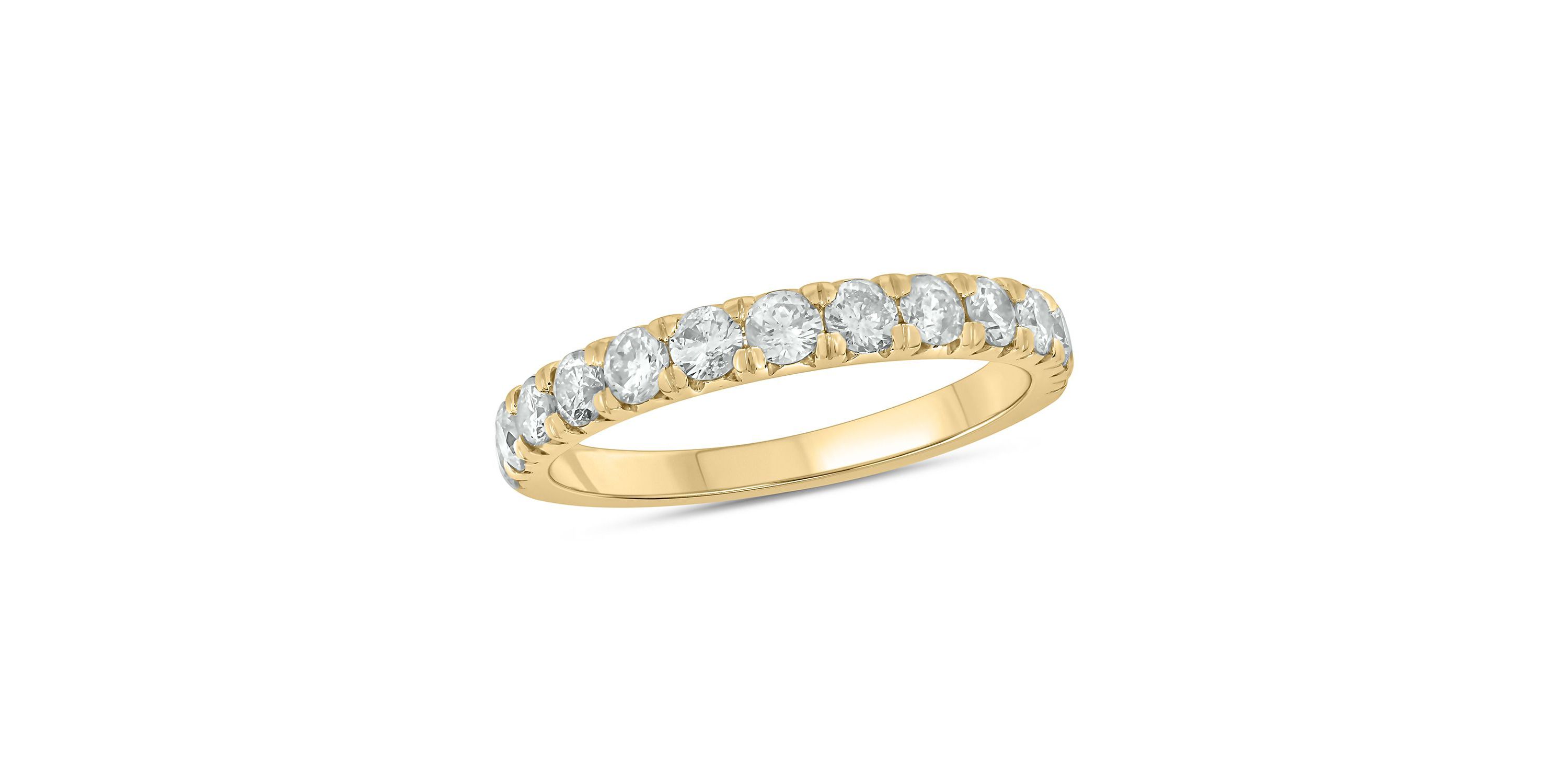 3/4 ct. t.w. Diamond Anniversary Band in 14K Gold