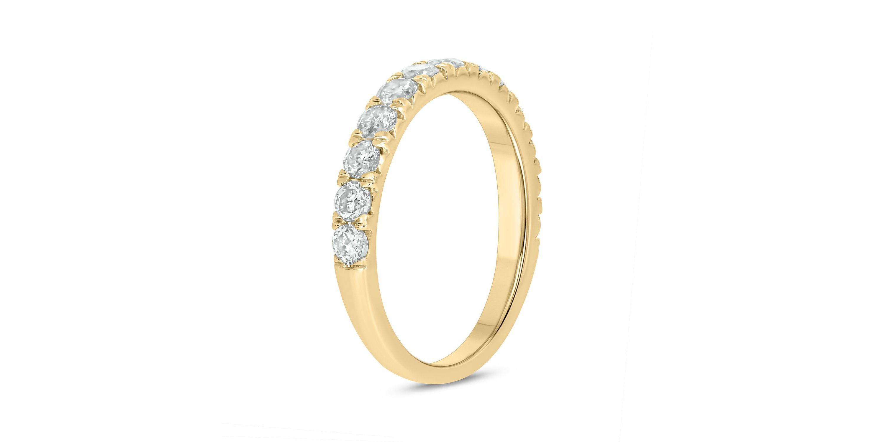 3/4 ct. t.w. Diamond Anniversary Band in 14K Gold
