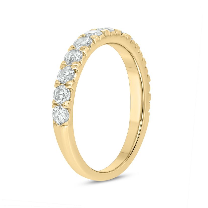 3/4 ct. t.w. Diamond Anniversary Band in 14K Gold