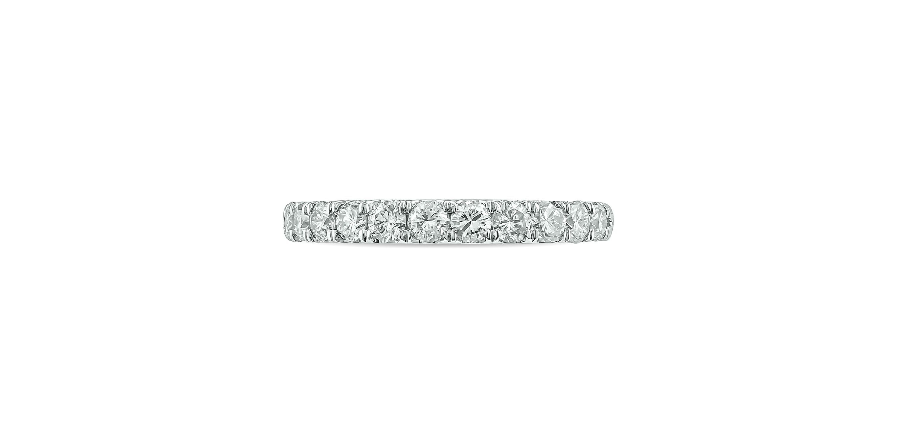 3/4 ct. t.w. Diamond Anniversary Band in 14K Gold