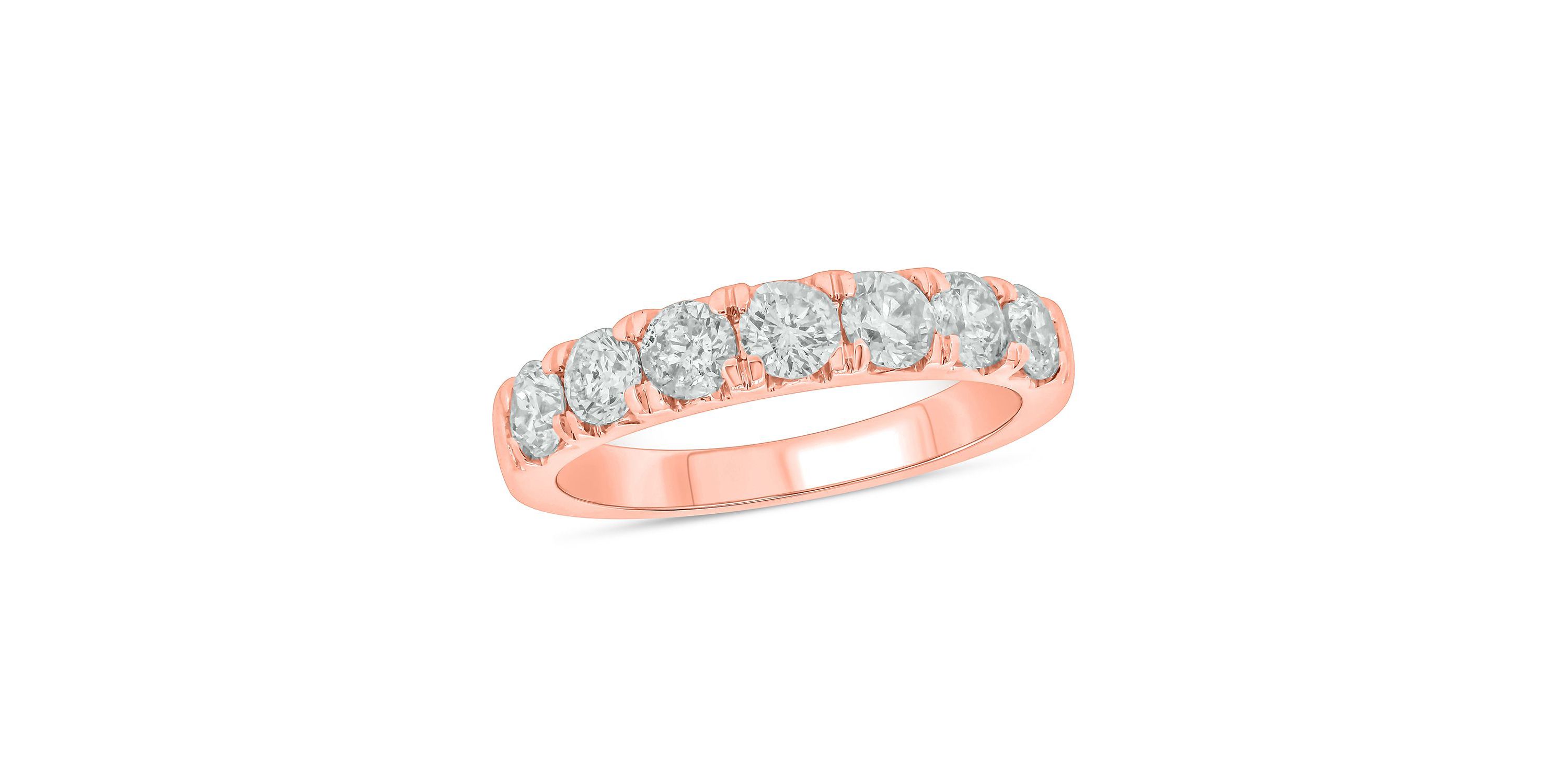 3/4 ct. t.w. Diamond Anniversary Band in 14K Gold
