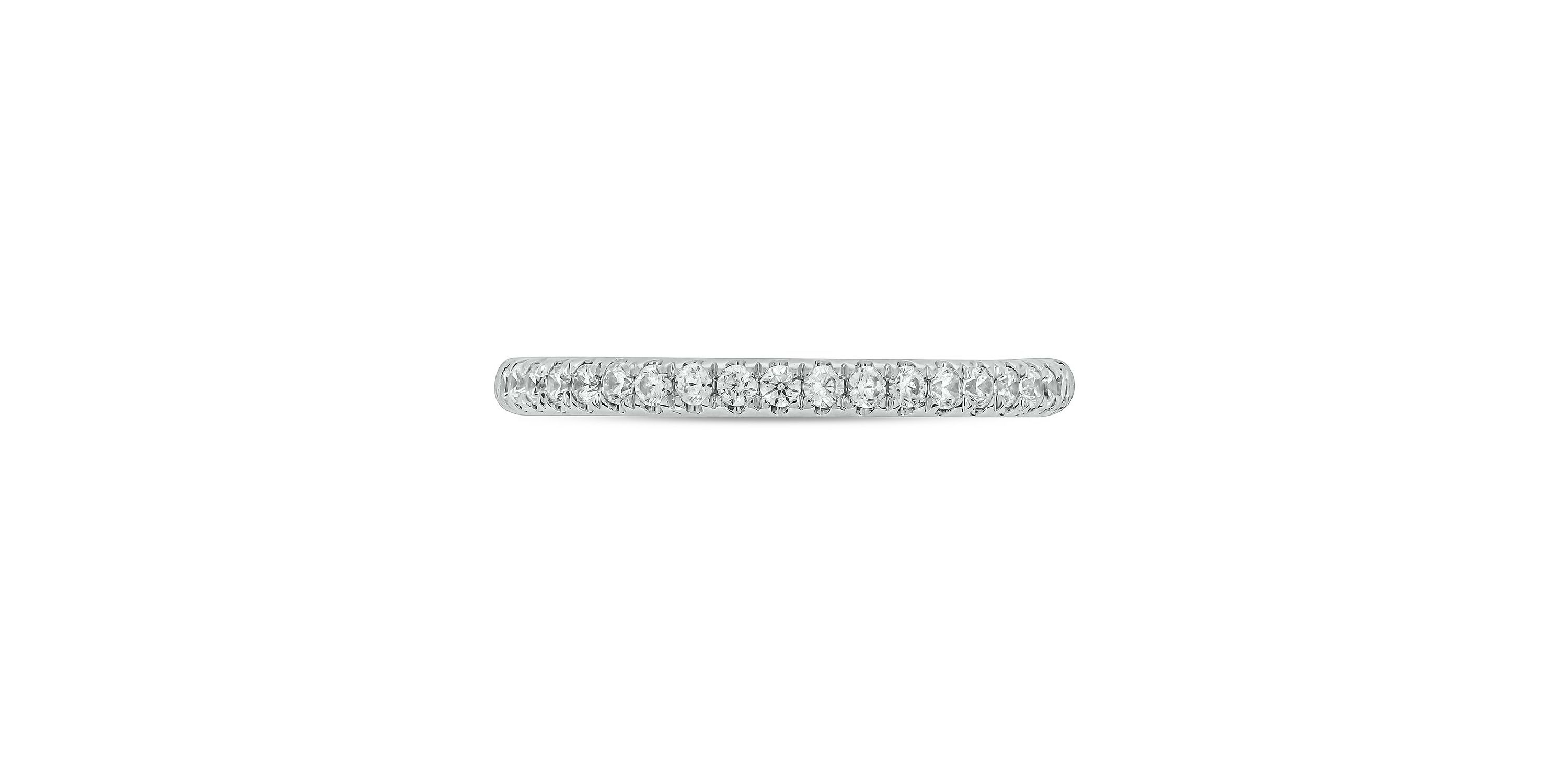 1/4 ct. t.w. Diamond Anniversary Band in 10K Gold