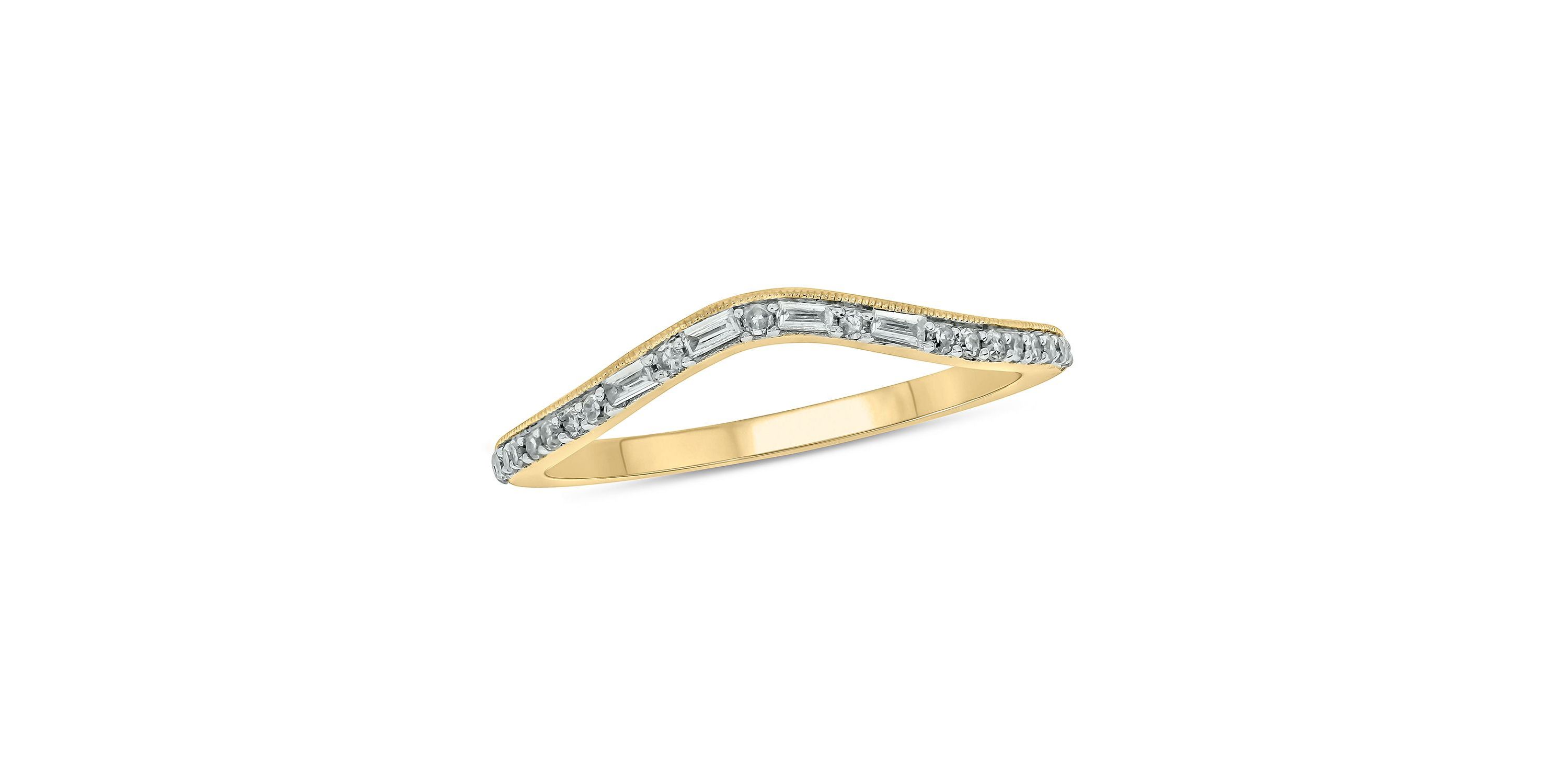 1/6 ct. t.w. Diamond Anniversary Band in 10K Gold