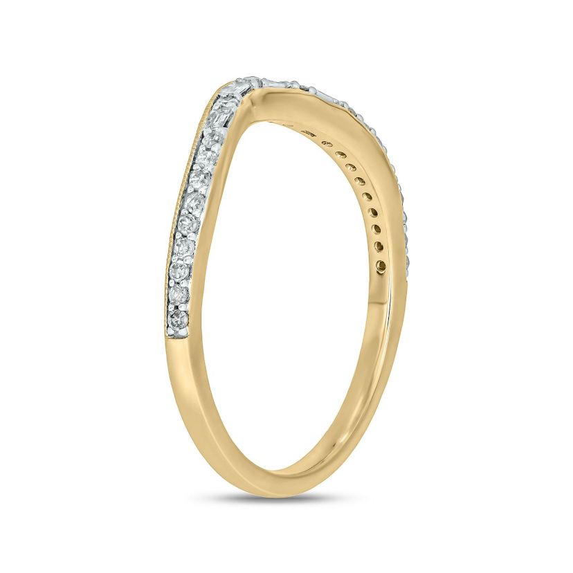 1/6 ct. t.w. Diamond Anniversary Band in 10K Gold