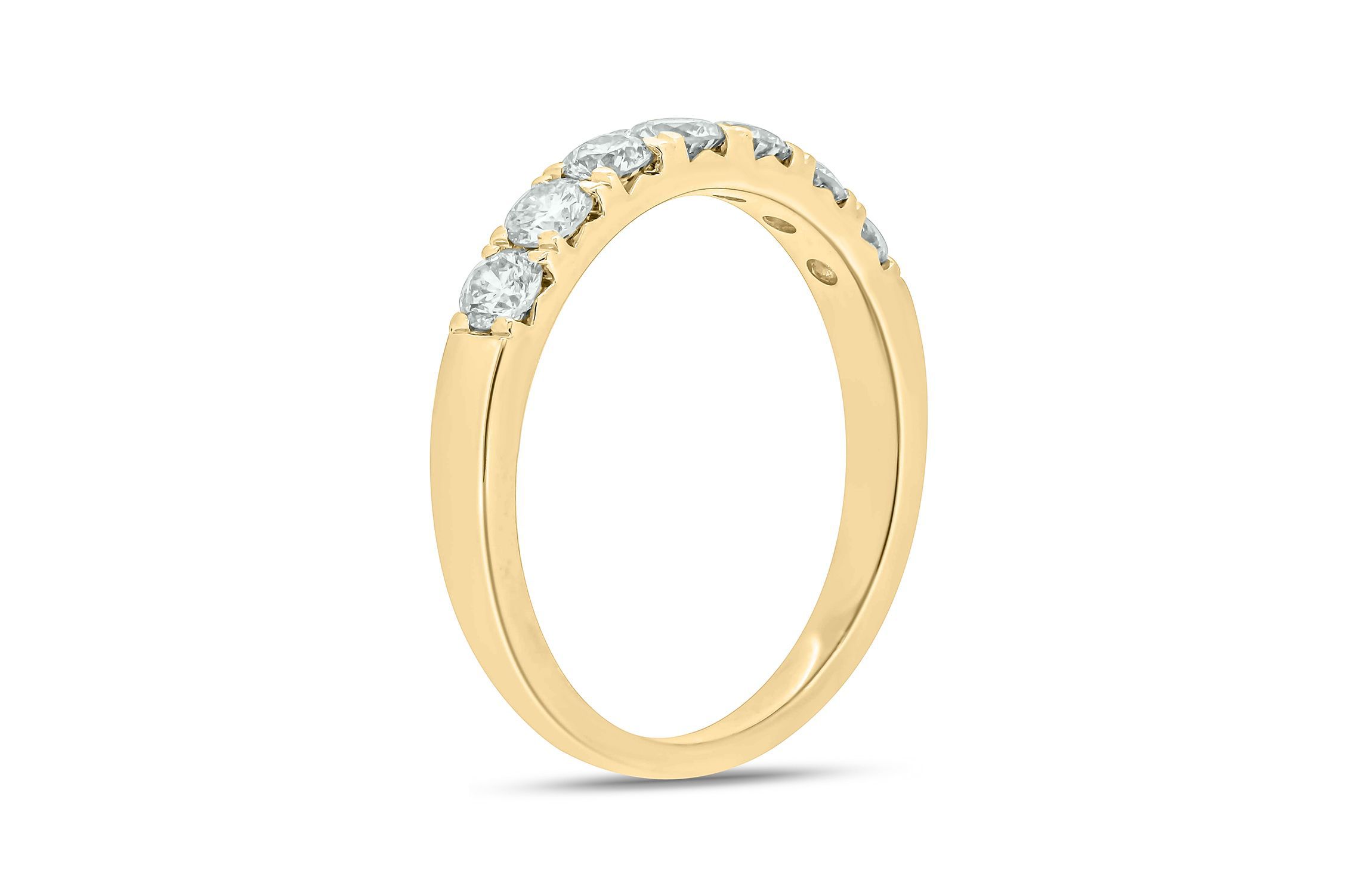 3/4 ct. t.w. Diamond Anniversary Band in 14K Gold