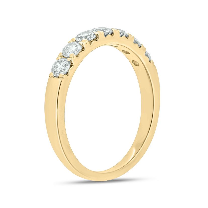 3/4 ct. t.w. Diamond Anniversary Band in 14K Gold