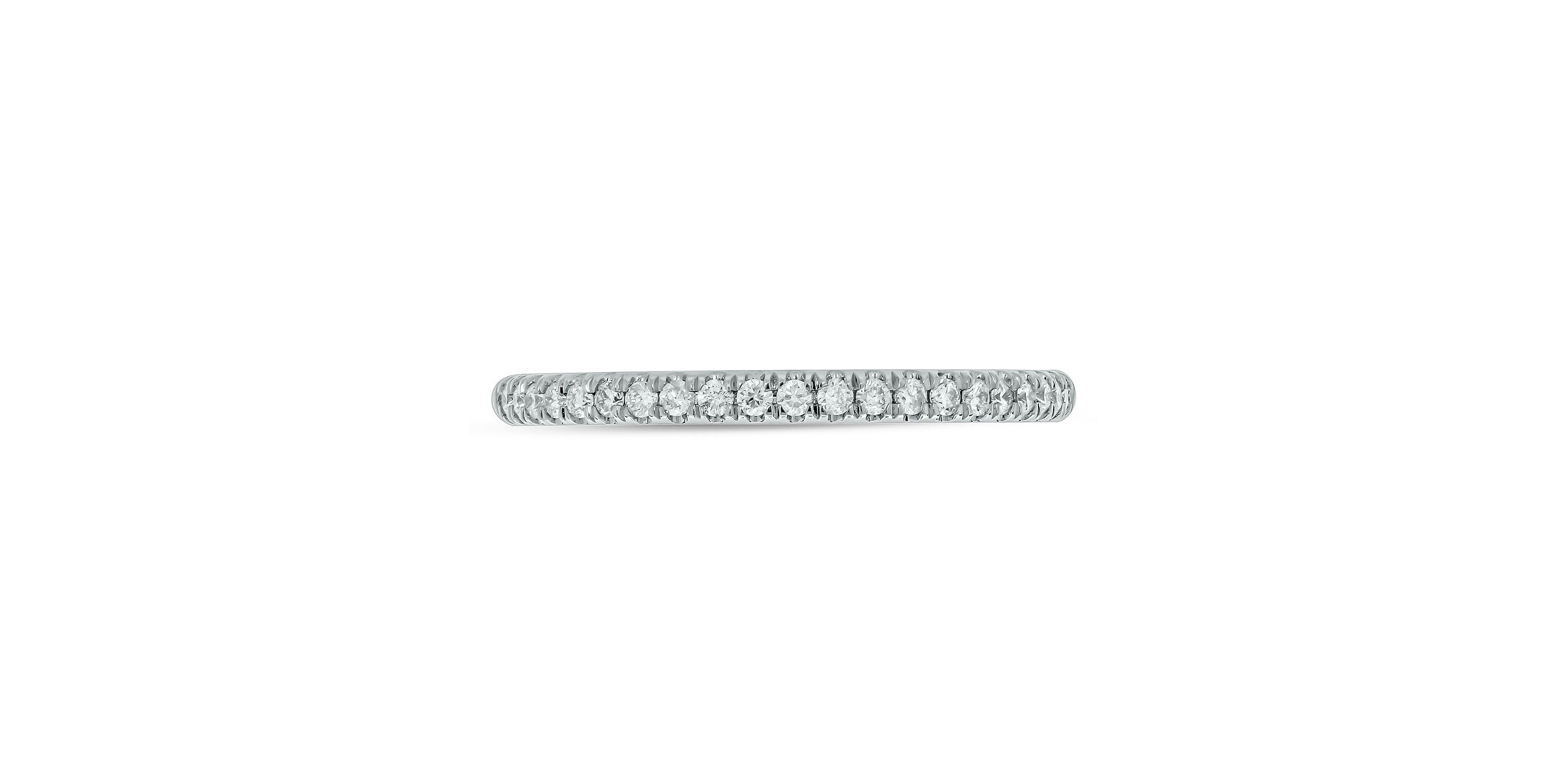 1/5 ct. t.w. Diamond Anniversary Band in 10K Gold