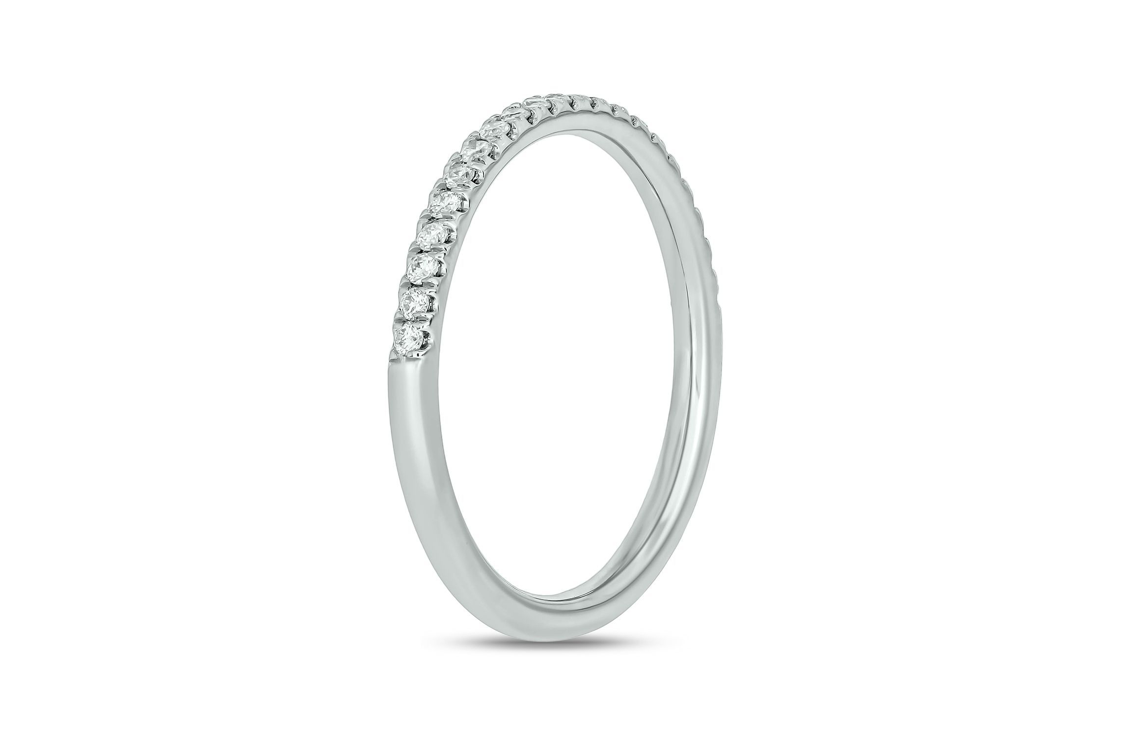 1/5 ct. t.w. Diamond Anniversary Band in 10K Gold