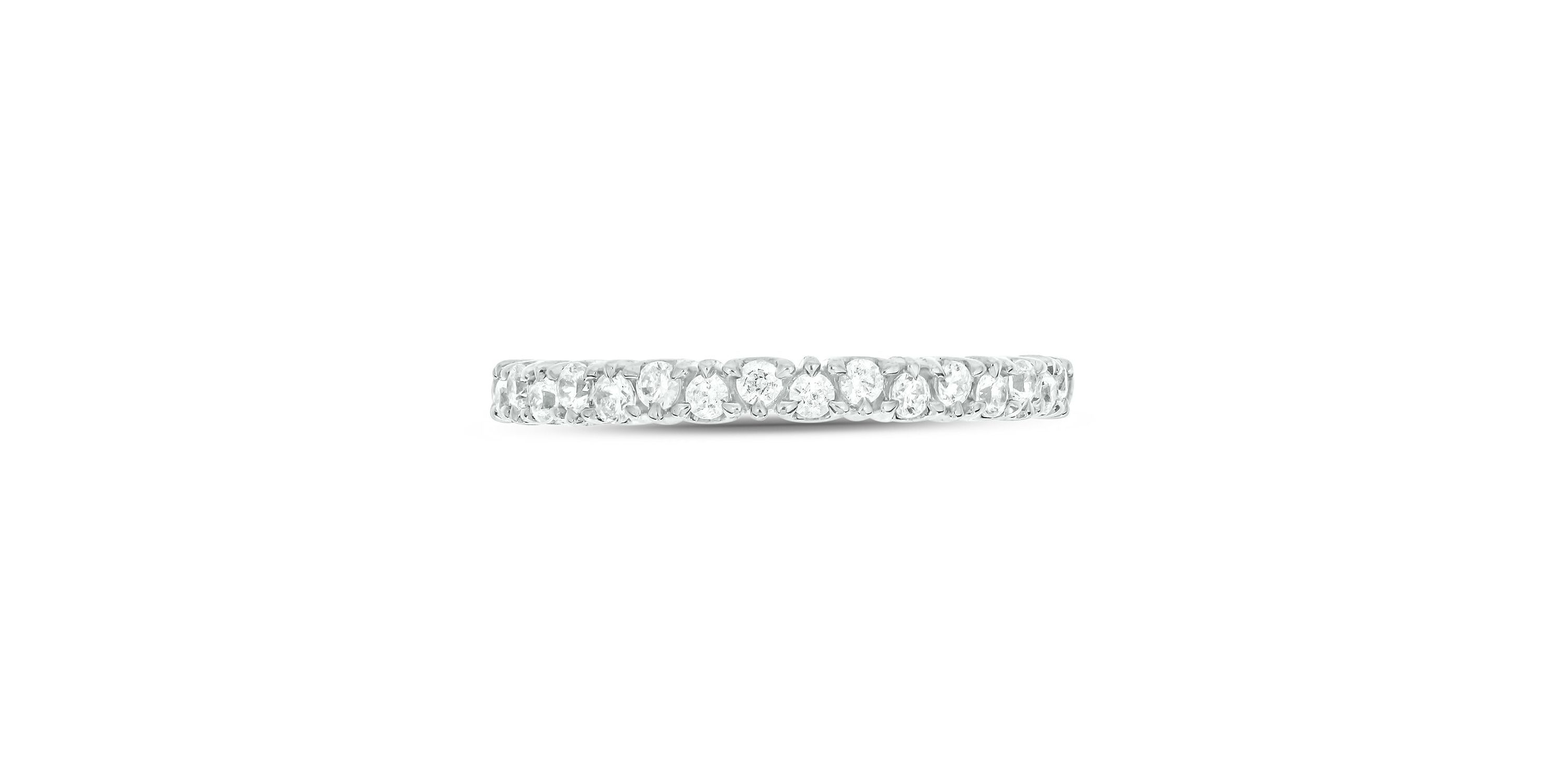 1/3 ct. t.w. Diamond Anniversary Band in 14K Gold