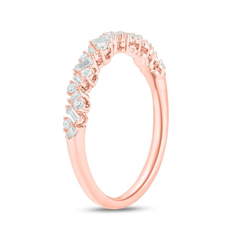 1/5 ct. t.w. Diamond Anniversary Band in 10K Gold