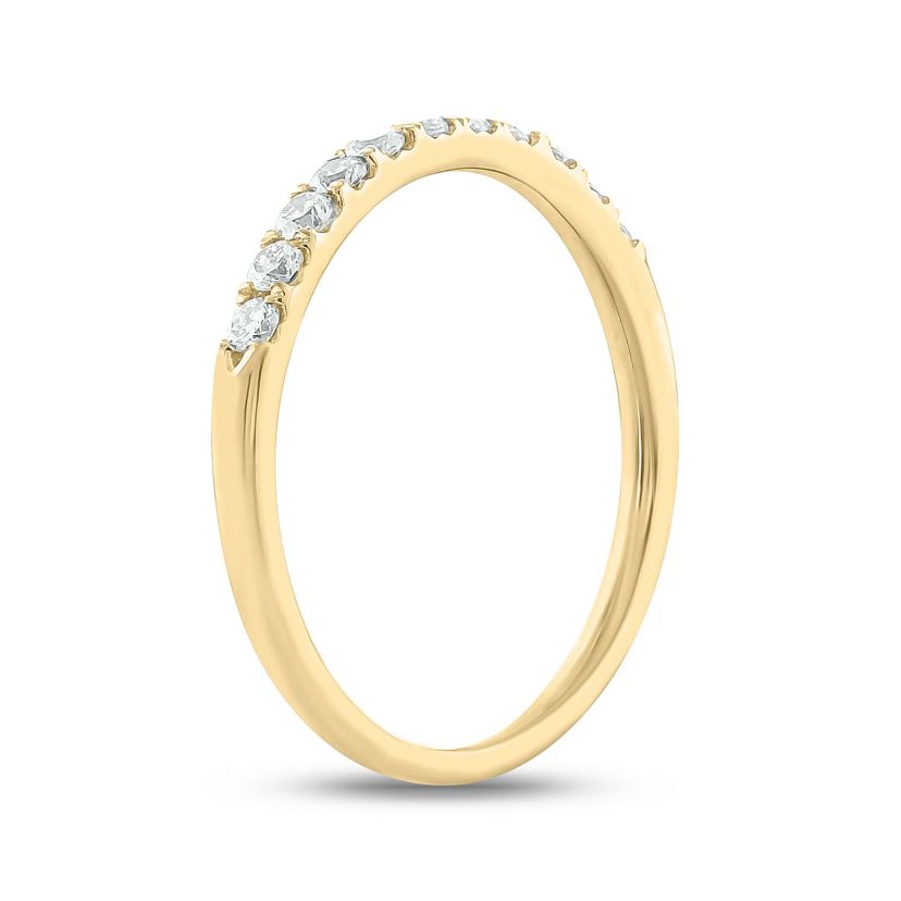 1/3 ct. t.w. Diamond Anniversary Band in 14K Gold