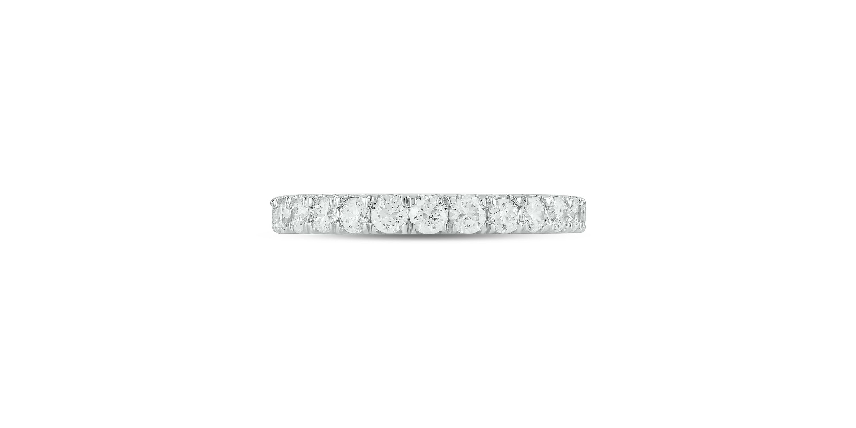 3/4 ct. t.w. Diamond Anniversary Band in 14K Gold