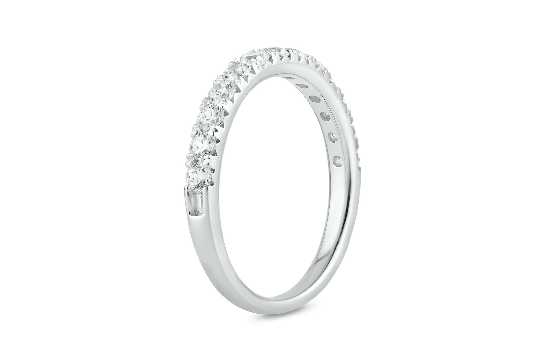 3/4 ct. t.w. Diamond Anniversary Band in 14K Gold