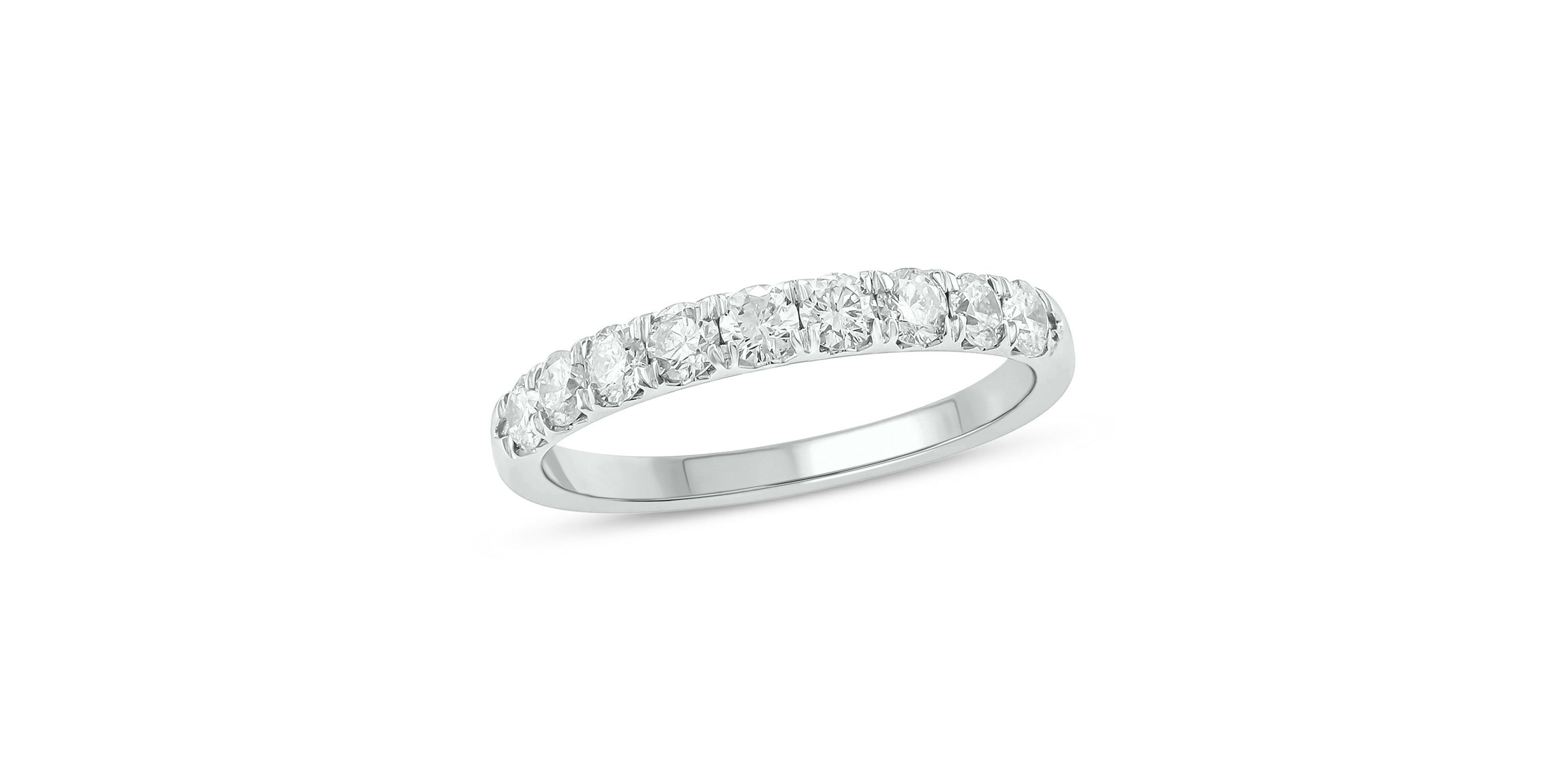 3/4 ct. t.w. Diamond Anniversary Band in 14K Gold