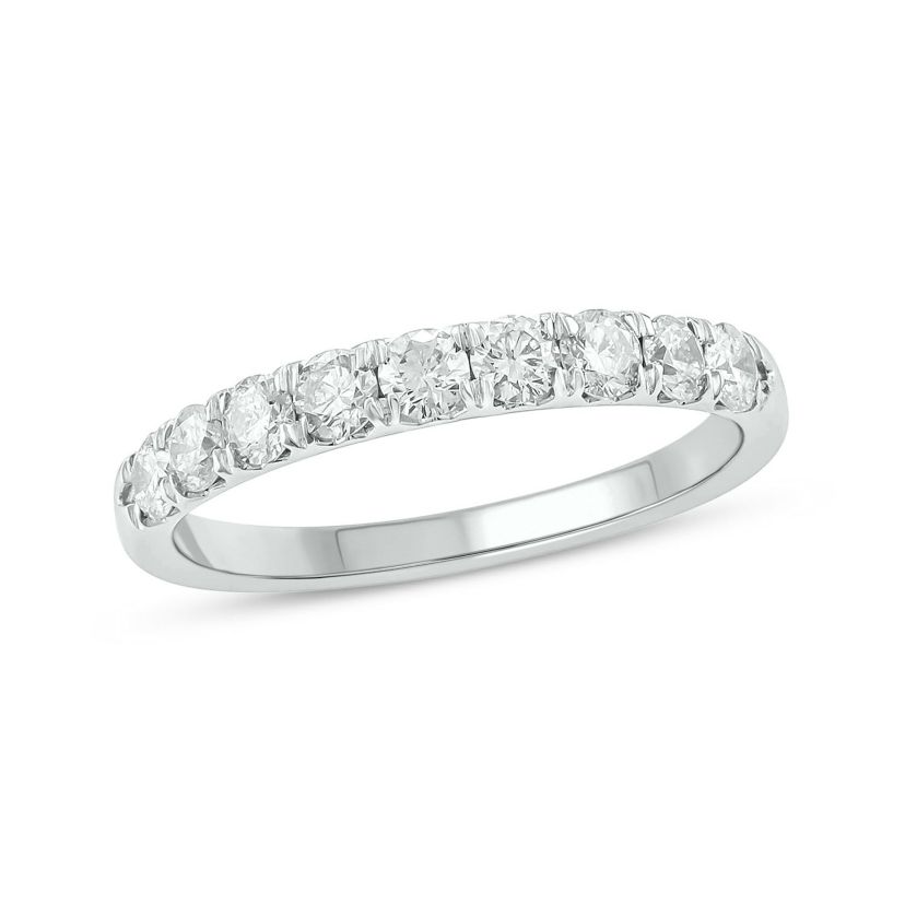 3/4 ct. t.w. Diamond Anniversary Band in 14K Gold