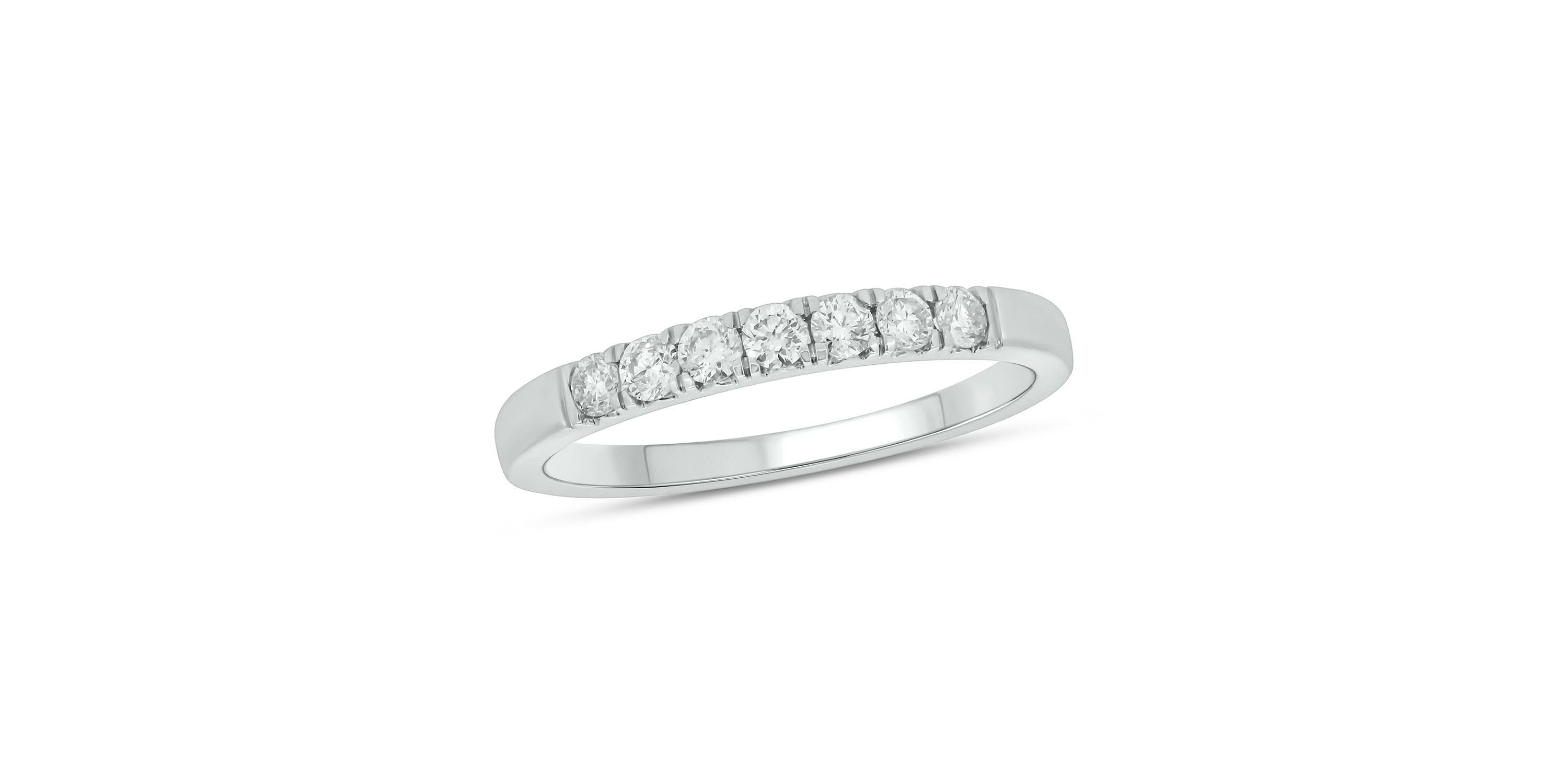 1/3 ct. t.w. Diamond Anniversary Band in 14K Gold