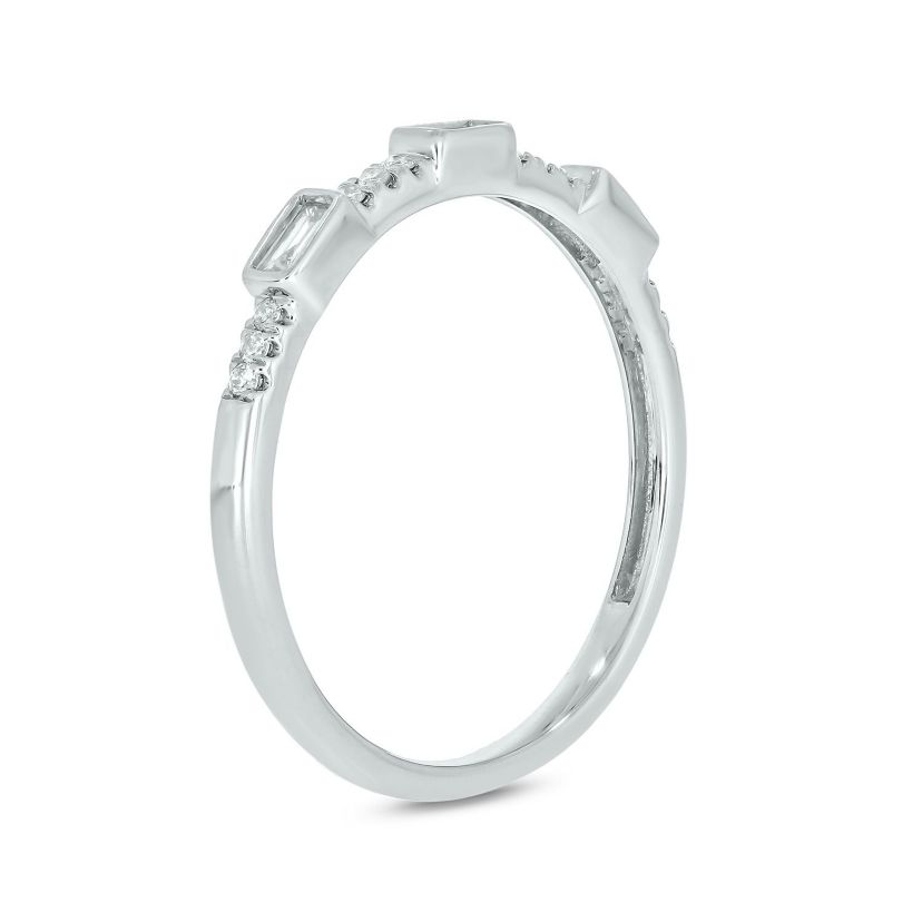 1/6 ct. t.w. Diamond Anniversary Band in 10K Gold