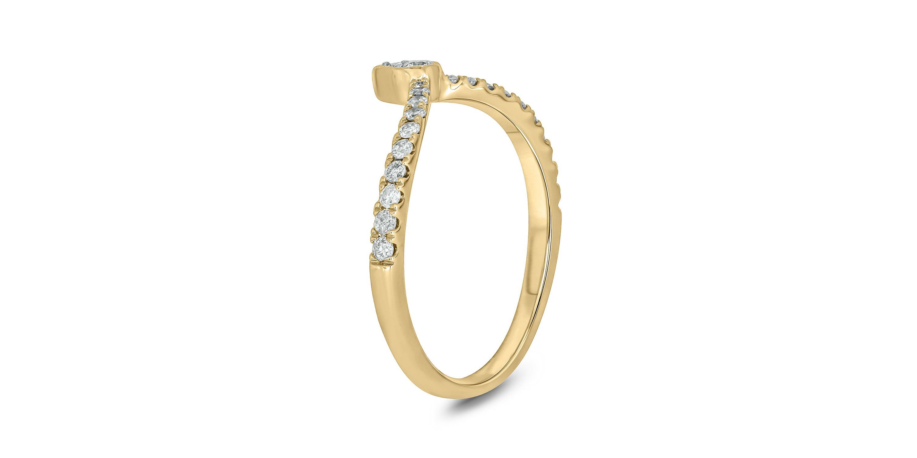 1/4 ct.t.w White Diamond Chevron Anniversary Ring  in 14K Gold
