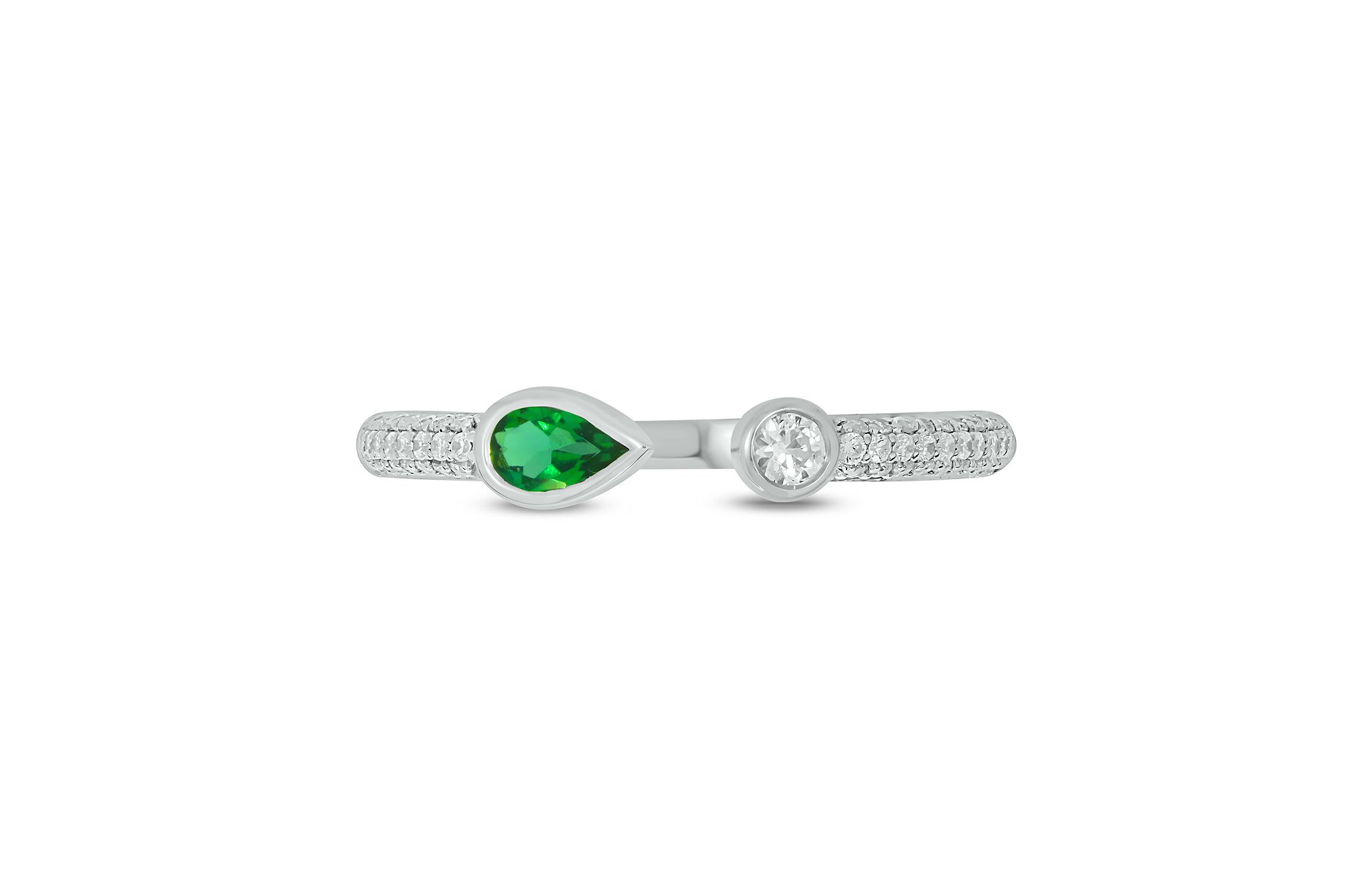 Lab Created 1/5 ct.t.w Diamond & 1/4 ct.t.w Emerald Pear Shape With White Sapphire Round Shape Created Color Stone Ring in 10K Gold