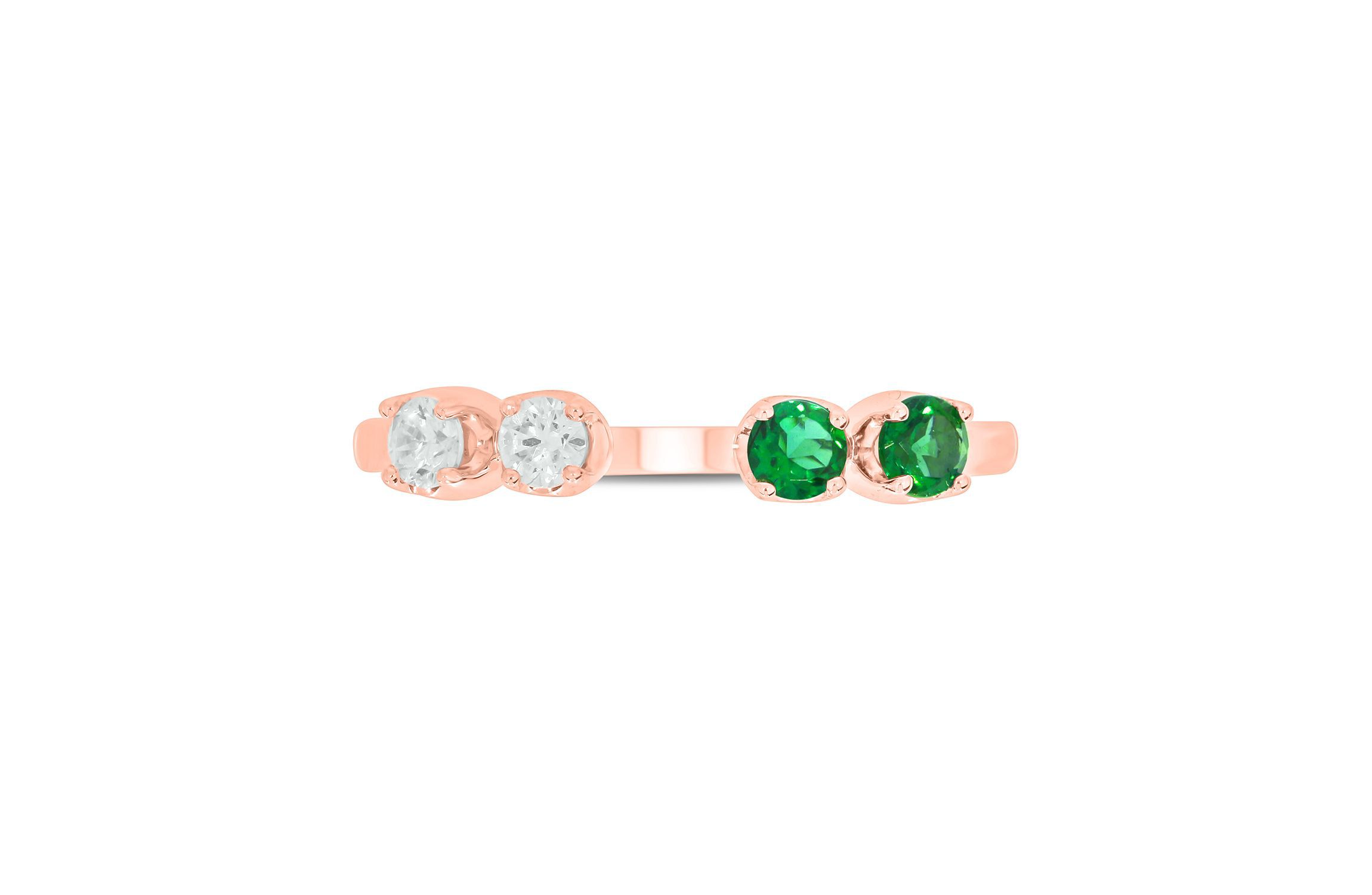 Lab Created 1/6 ct.t.w Diamond & 1/4 ct.t.w Emerald Round Shape Created Color Stone Ring in 10K Gold