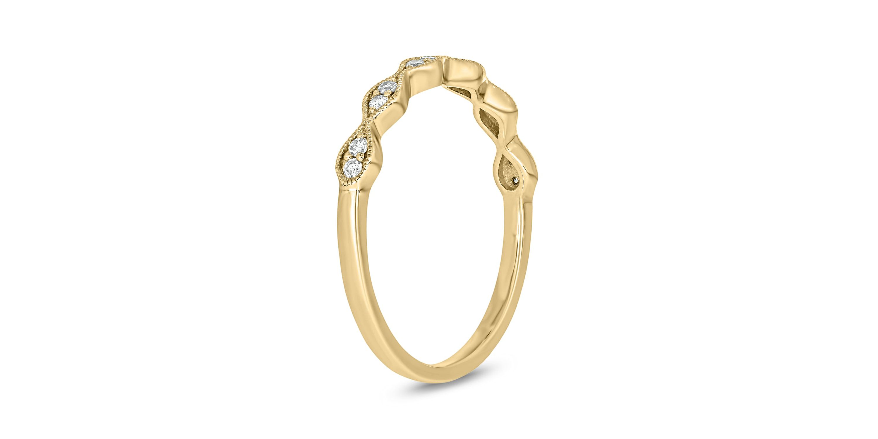 1/10 ct.t.w. Diamond Gorgeous  Anniversary Band in 14KT Yellow Gold