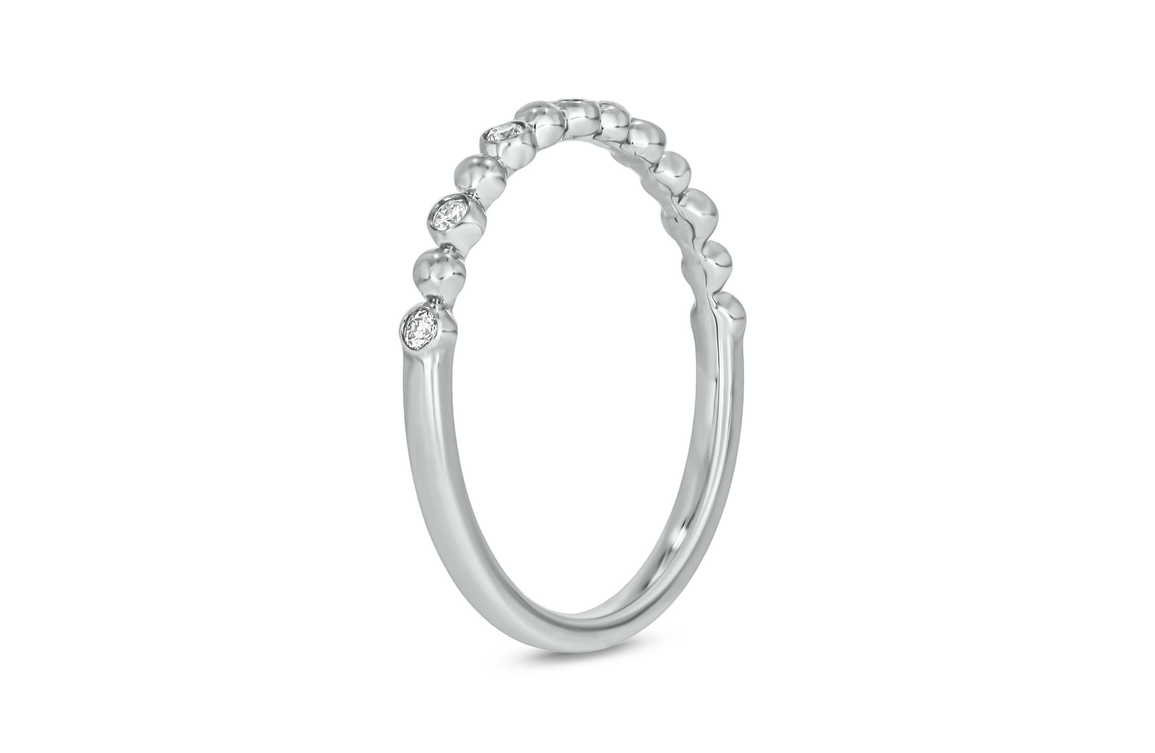 1/10 ct.t.w. Diamond Anniversary Band in 14KT Yellow Gold