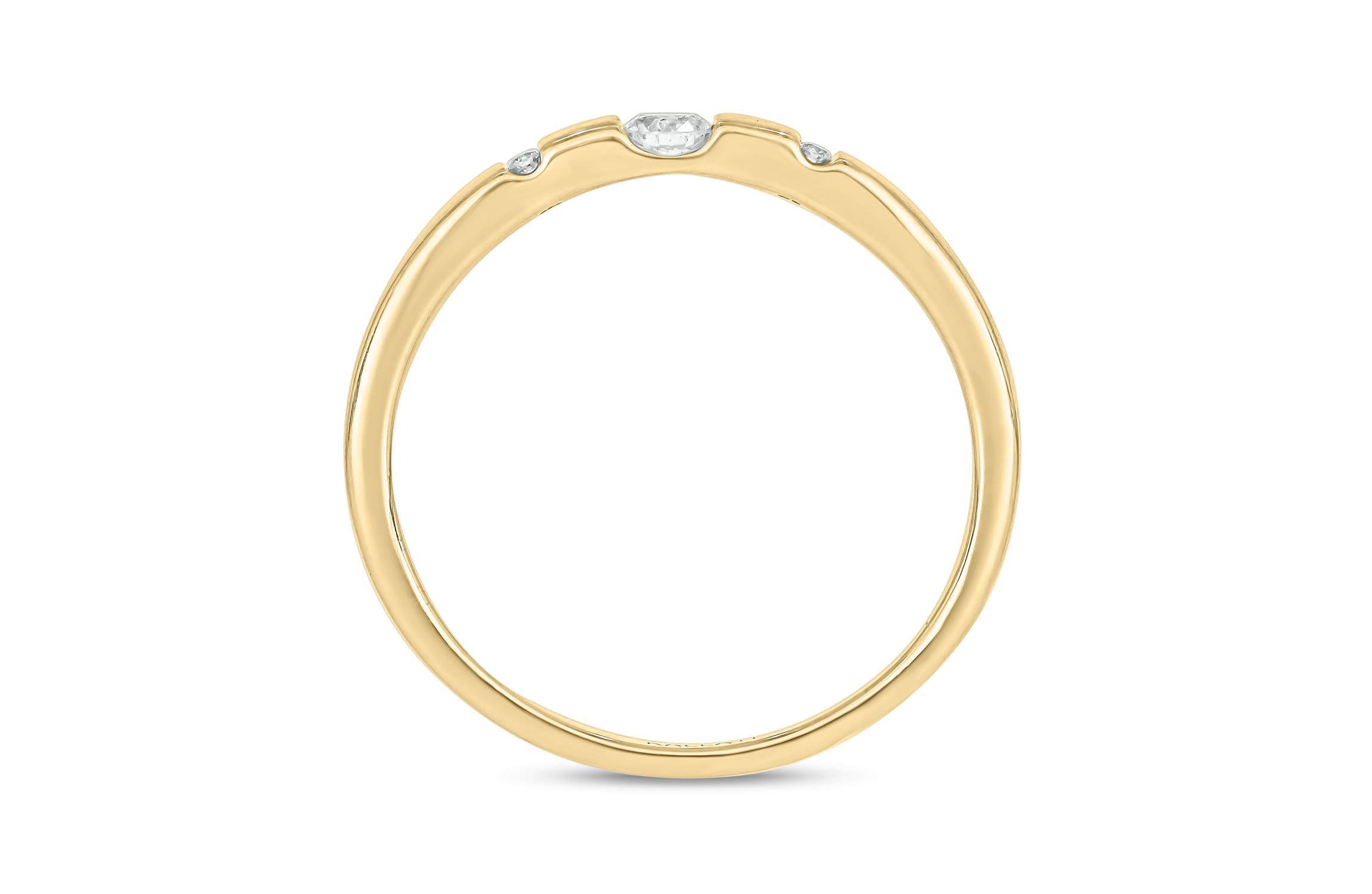 1/10 ct.t.w. Diamond Gorgeous  Anniversary Band in 14KT Yellow Gold