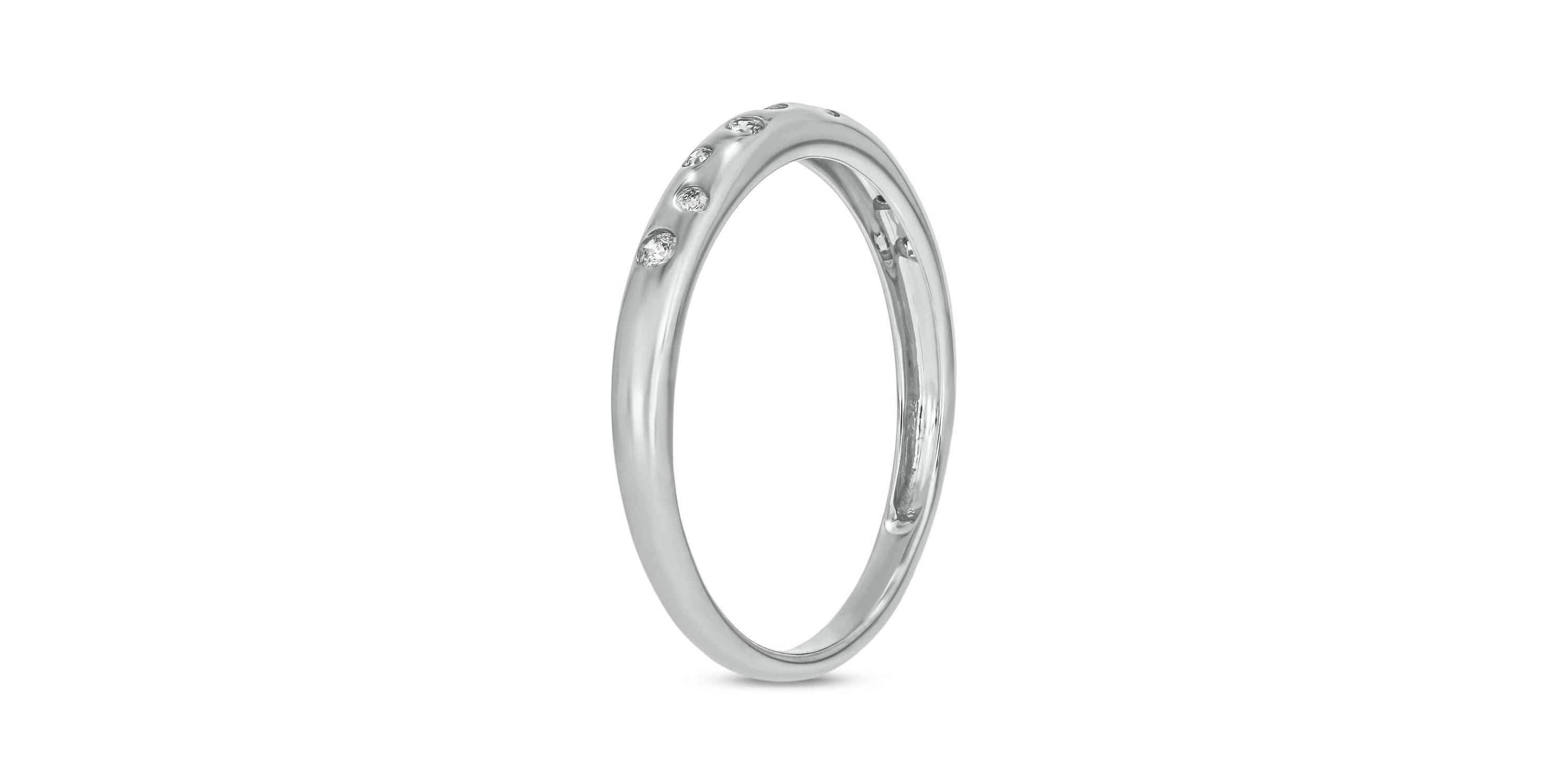 1/10 carat, Diamond Scattered Diamonds Ring in 14K Yellow Gold
