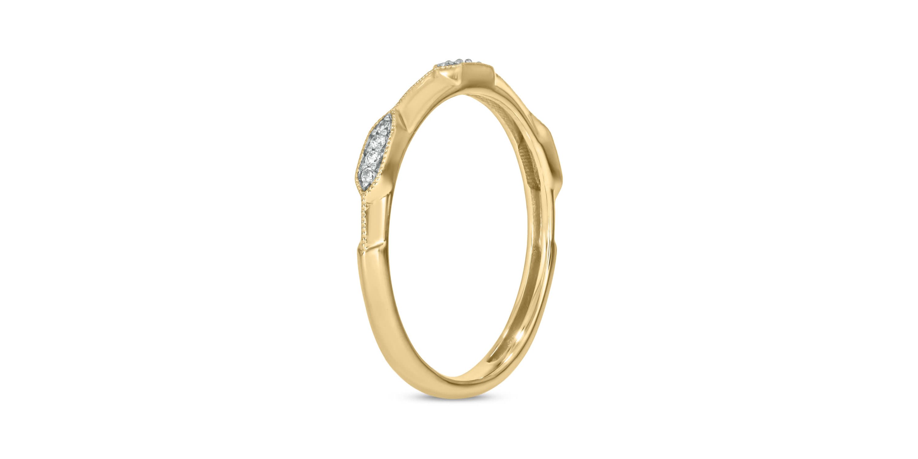 Diamond Accent Anniversary Band in 14K Yellow Gold