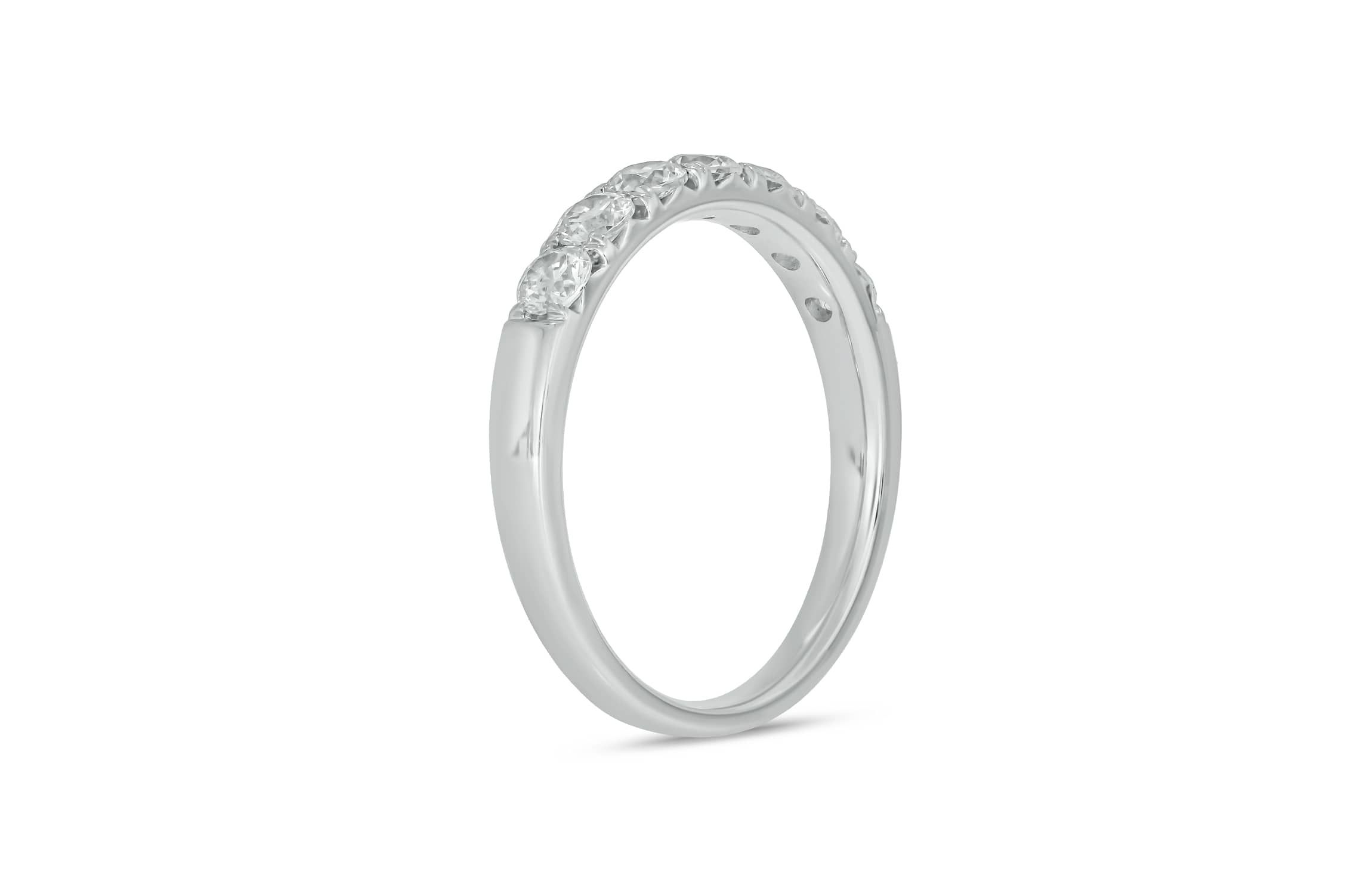 Lab Created 3/4 Carat Lab-Grown Diamond Elegant Anniversary Ring in Sterling Silver