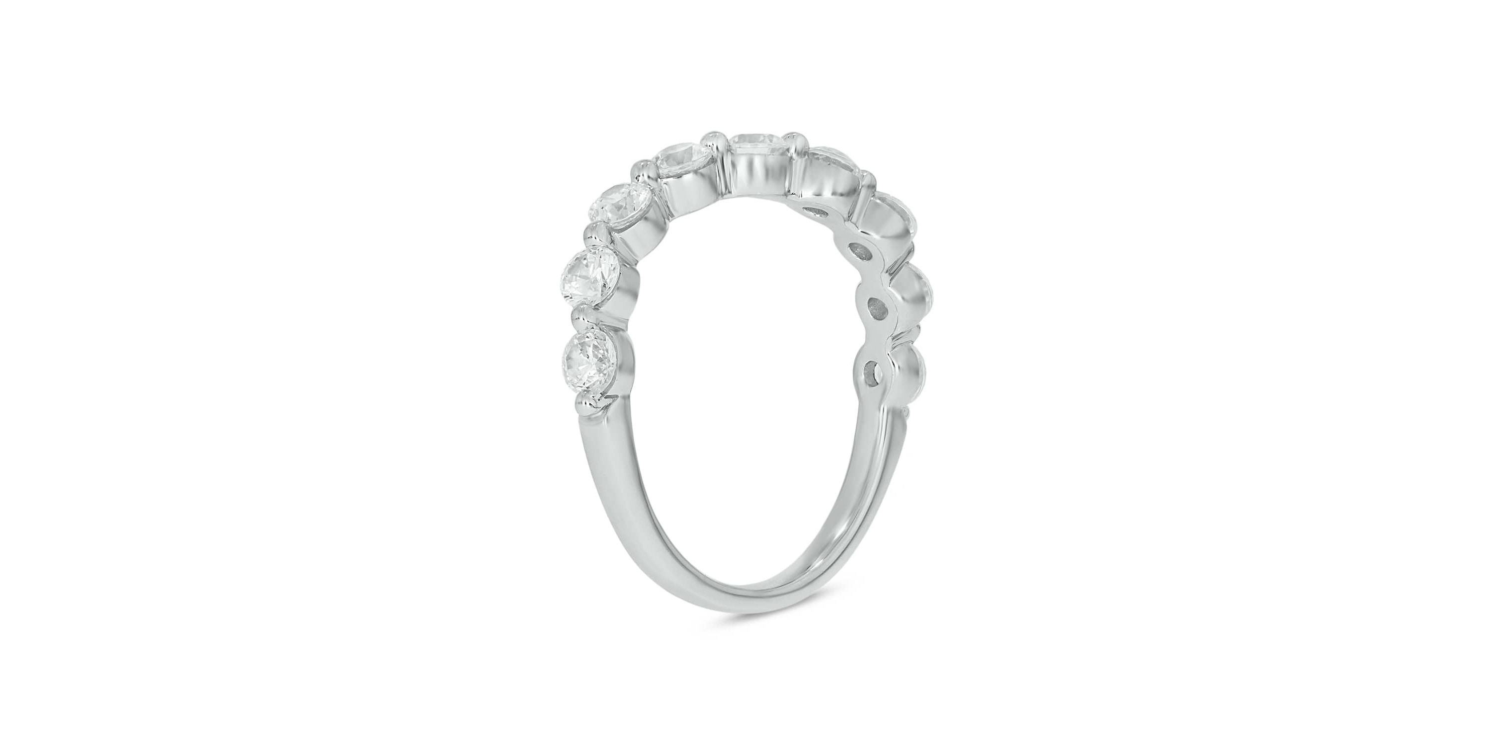 Lab Created 1 Carat Lab-Grown Diamond S Flow Single Prong Anniversary Ring in Sterling Silver